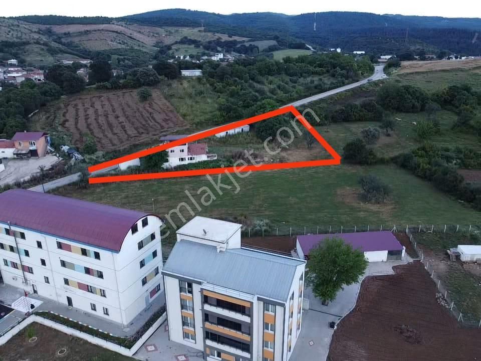 Satılık Susurluk Karşıyaka'da Caddeye Cebe 1500 Metrekare Arsa İçerisinde İki Katlı Bina - Görsel 17