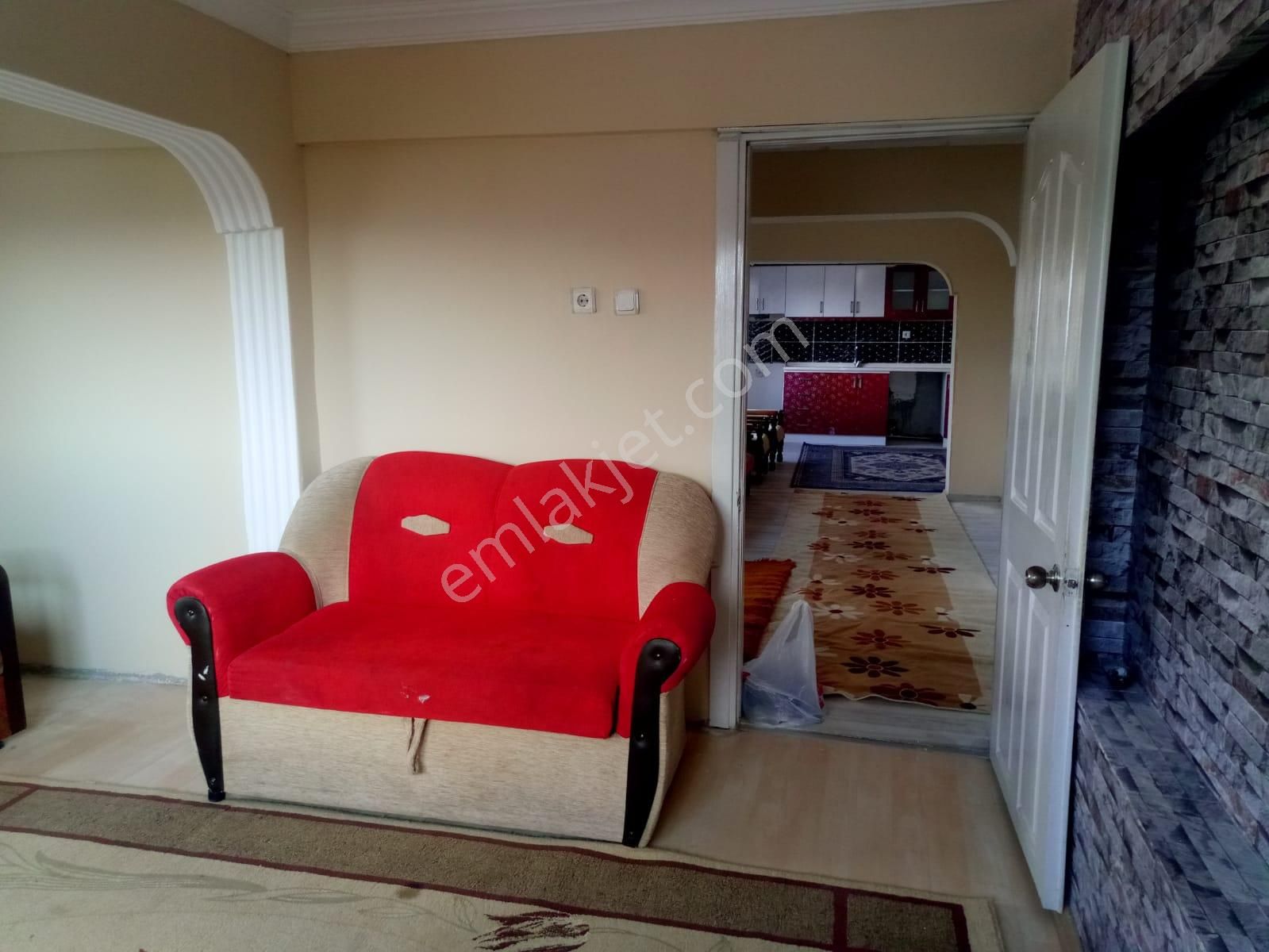 Satılık Susurluk Karşıyaka'da Caddeye Cebe 1500 Metrekare Arsa İçerisinde İki Katlı Bina - Görsel 4