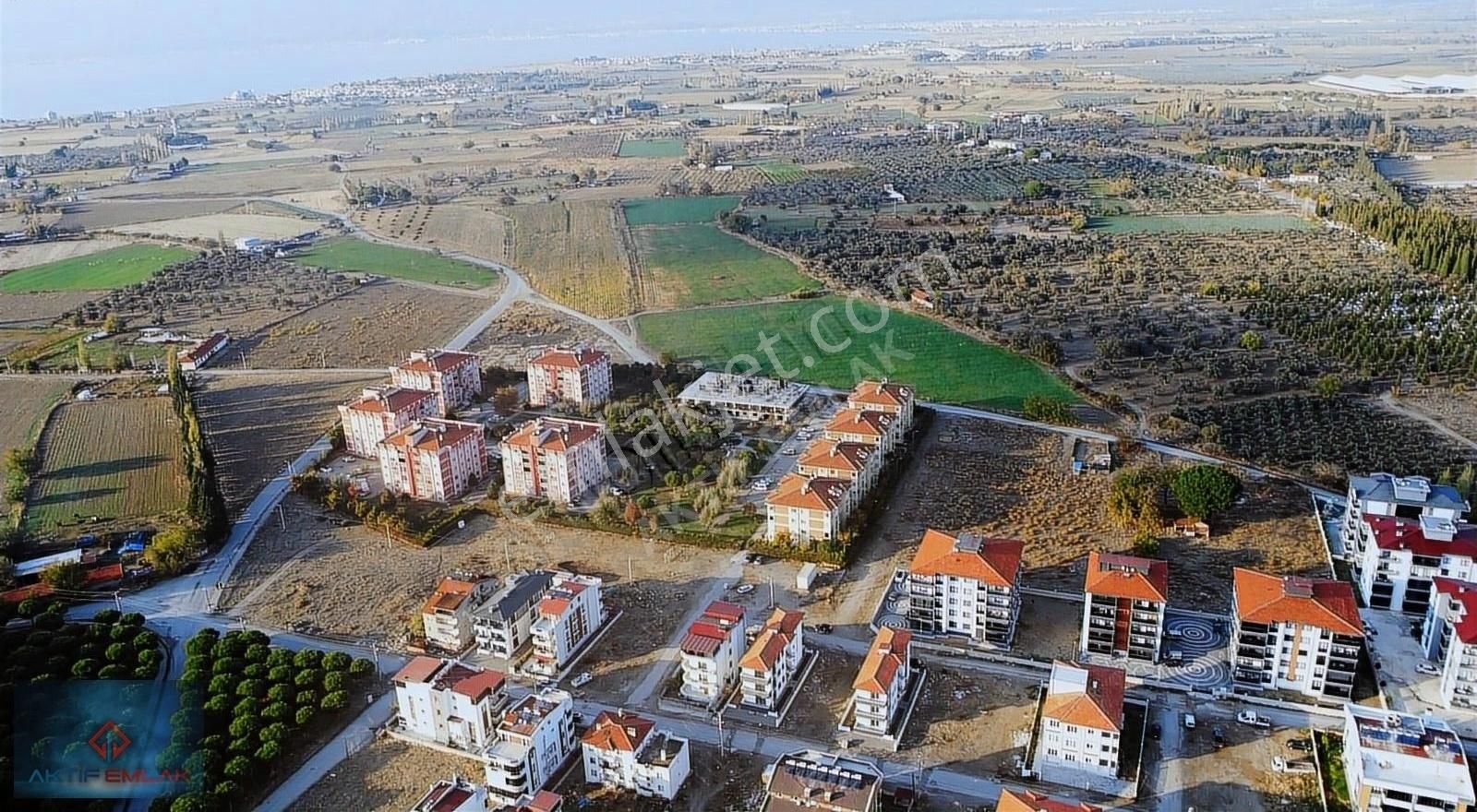 Burhaniye Bahçelievler Satılık Konut İmarlı ꧁aktif'ten Bahçelievler'de 359m2 3 Kat %30 Konut İmarlı Arsa꧁