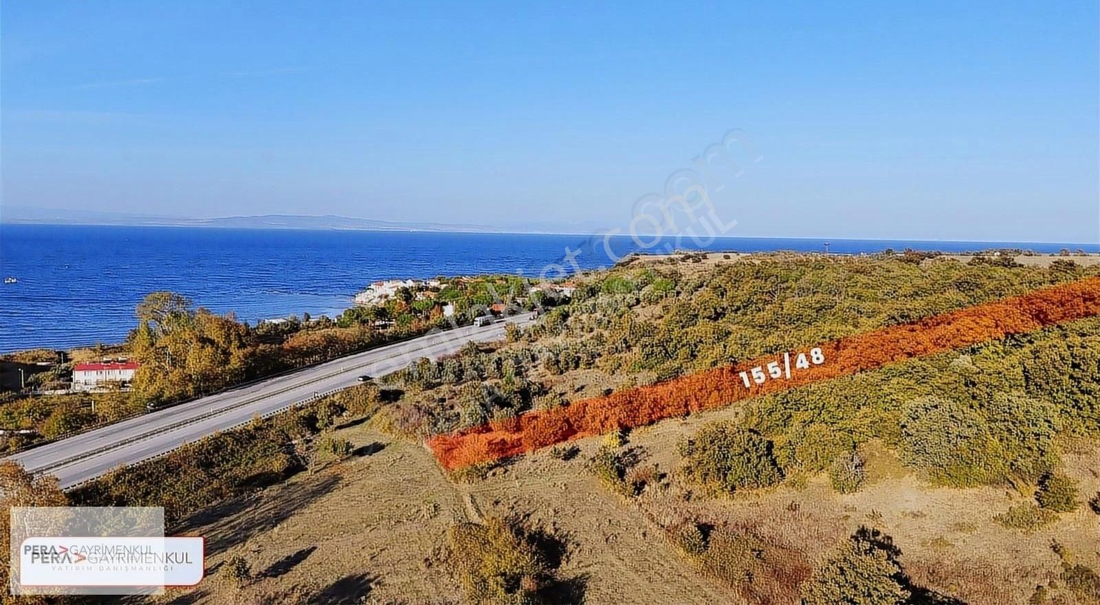 Lapseki Şevketiye Köyü (Bozkent) Satılık Tarla Pera'dan Lapseki Şevketiyede Boğaz Manzaralı Yola Yakın Tarla