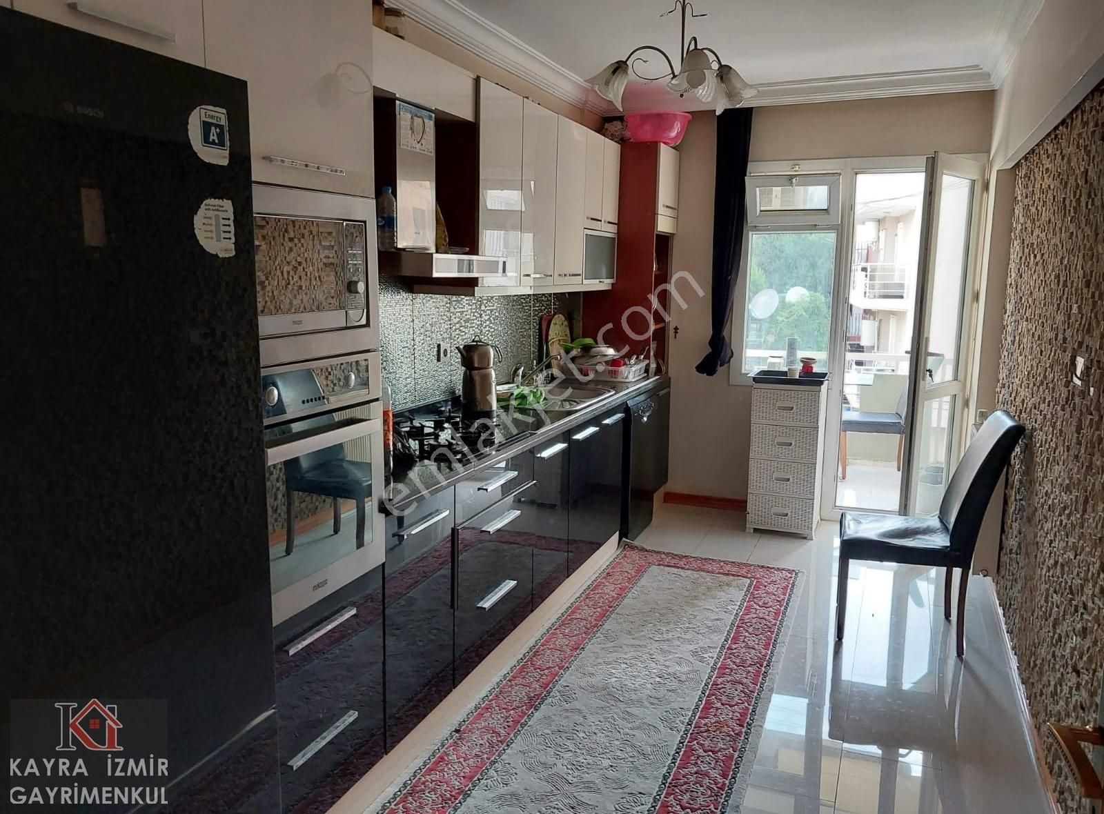 Balçova Korutürk Kiralık Daire Ekonomi Üni. 3+1 240 M2 Jeo. Asansörlü Eşyalı Lüks Daire Asans