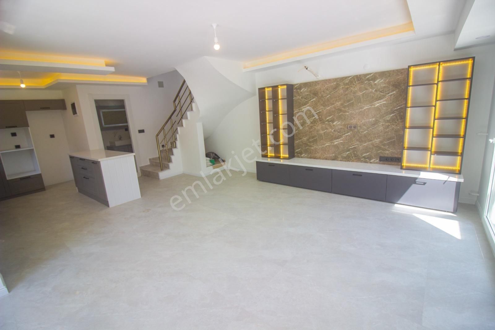 ++bıg Group** Kadınlar Denizi,köşe Konum.içi Yenilenmiş,deniz Manzaralı Villa - Görsel 15