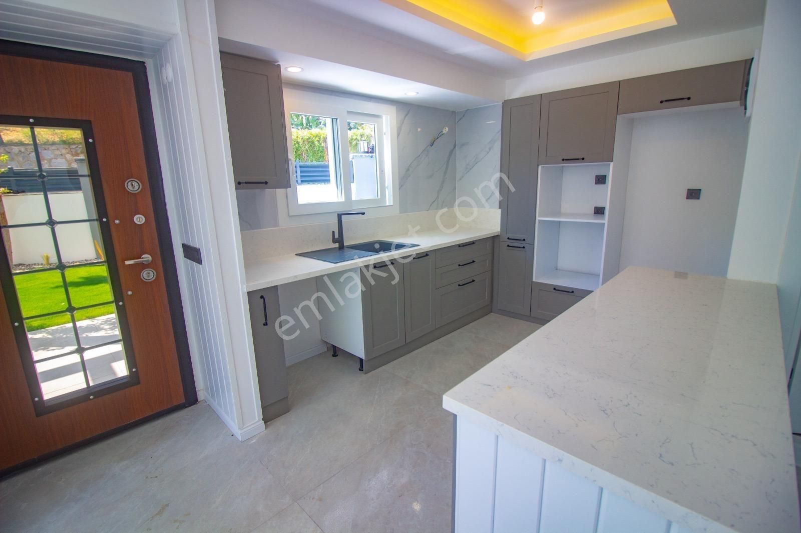 ++bıg Group** Kadınlar Denizi,köşe Konum.içi Yenilenmiş,deniz Manzaralı Villa - Görsel 17