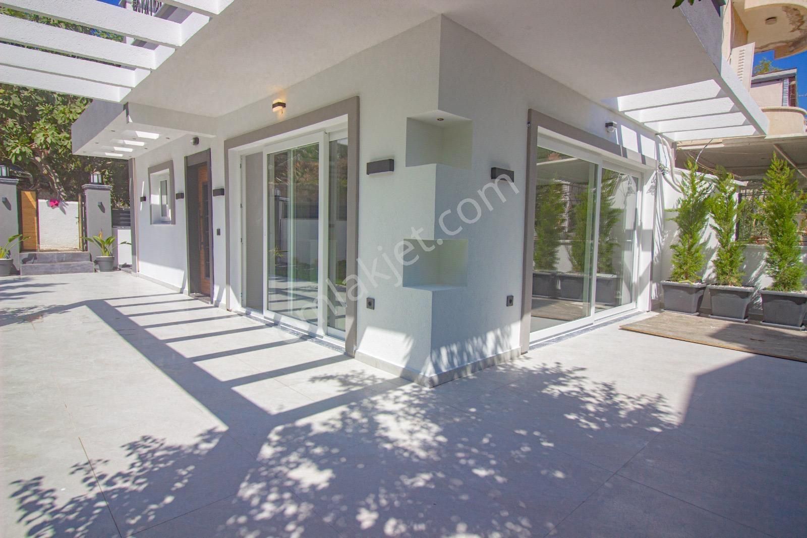 ++bıg Group** Kadınlar Denizi,köşe Konum.içi Yenilenmiş,deniz Manzaralı Villa - Görsel 11