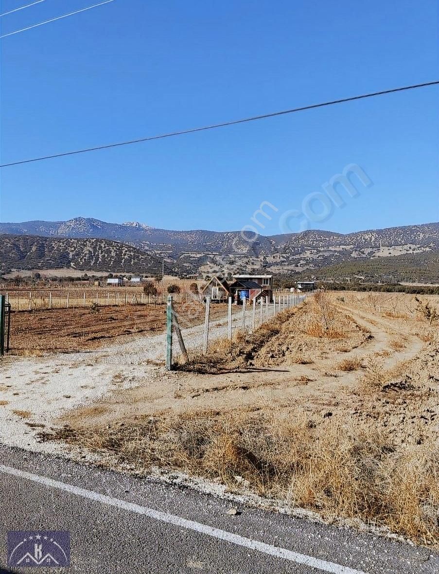 Burdur Merkez Kumluca Köyü Satılık Tarla Burdur Merkez Kumluca 9235m2 Elektrik Ve Suyu Olan Satılık Tarla