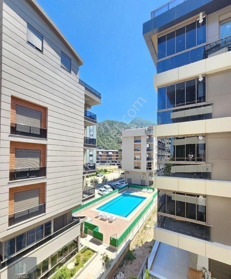 Konyaaltı Sarısu Satılık Daire Antalya Konyaaltı Sarısuda Lüx 2+1 Sıfır Ebeveyn Banyolu Kapalı Otoparklı Satılık Residence Daire