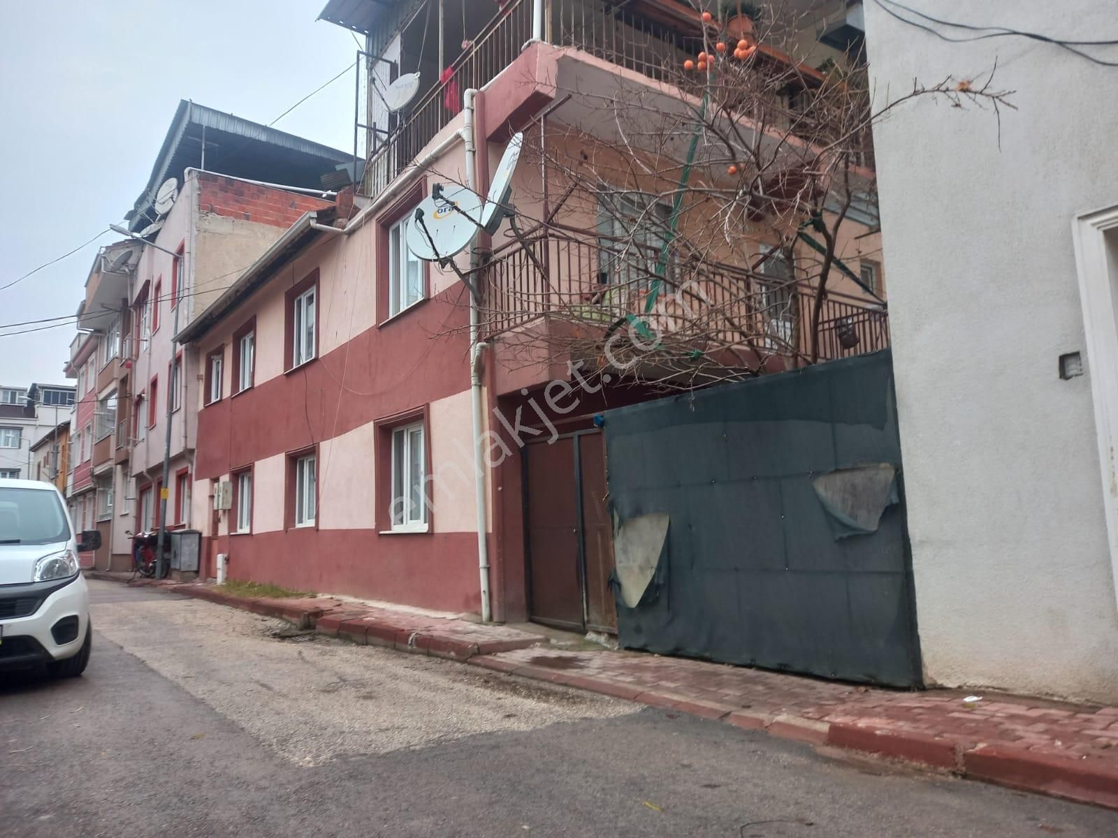 Roma' Dan Satılık Arsa (iki Katlı Ev Mevcut) - Görsel 10