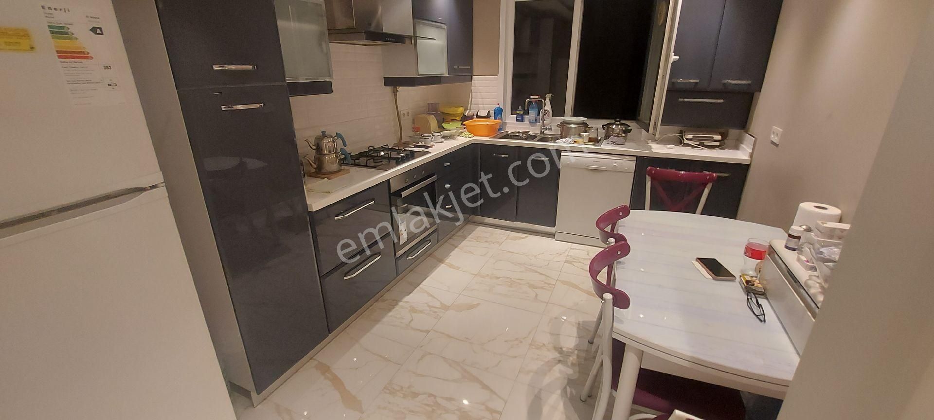 Maltepe Yalı Kiralık Daire Dubleks 4+2 250m2