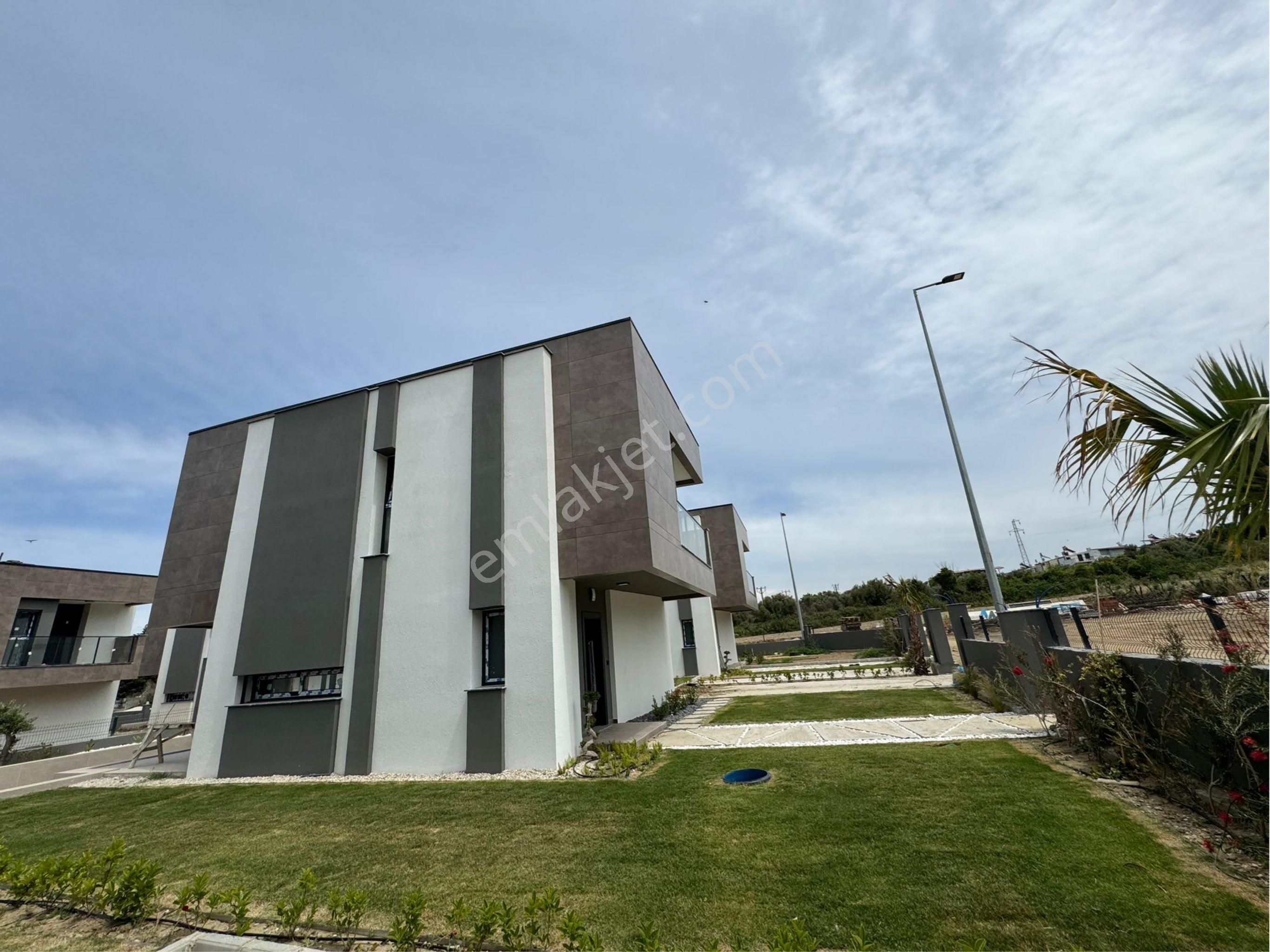 Aydın Kuşadası Güzelçamlı’da Lüks Yapım Özel Havuzlu 3+1 Villa - Görsel 9