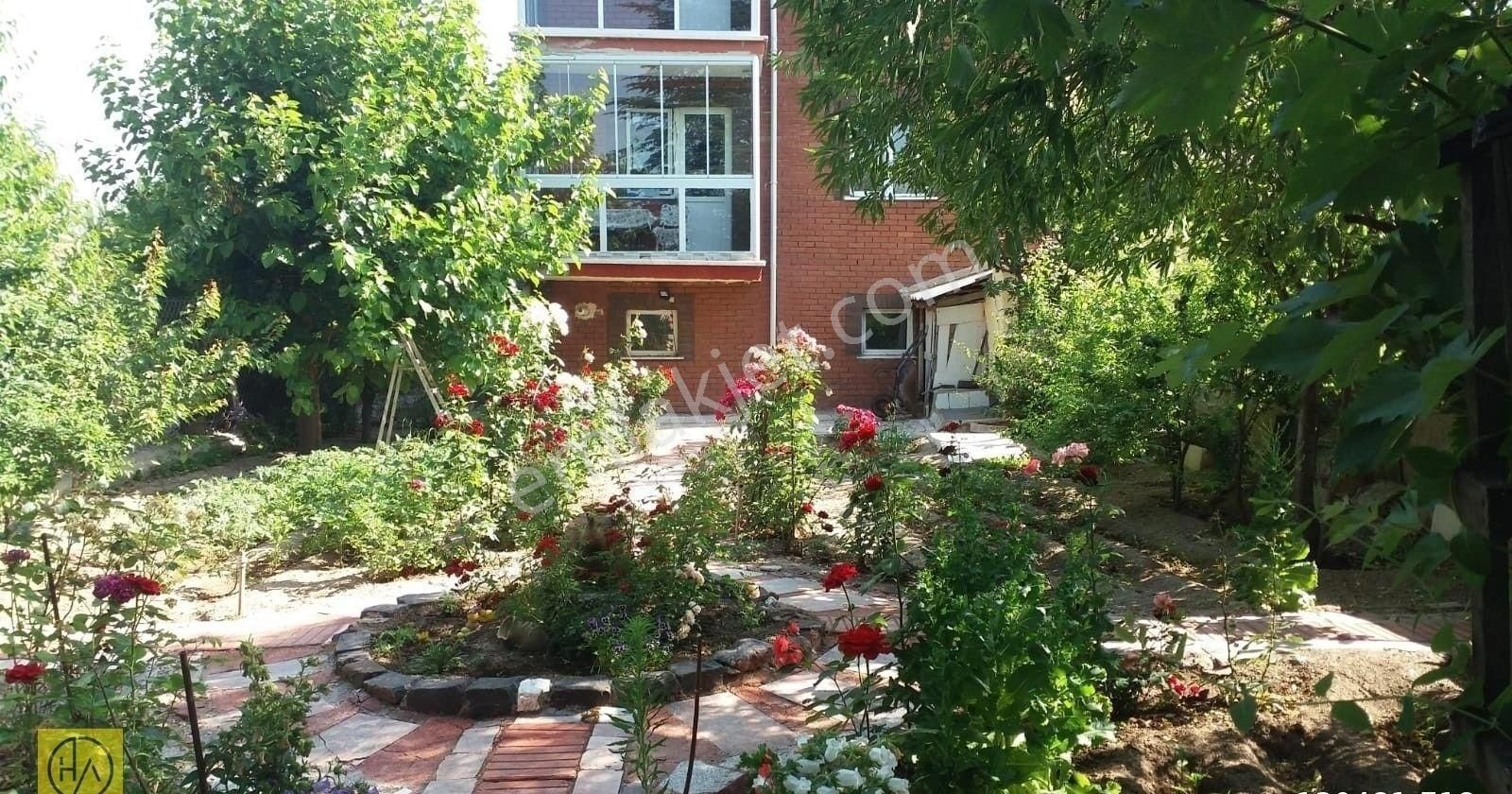 Tepebaşı Batıkent Satılık Villa Eskişehir Batıkent Mah. Çevre Yolu Yakını Satılık Villa