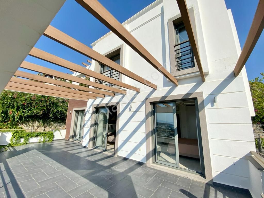 Bodrum Kaledos Evleri'nde, Şahane Manzaralı Satılık Tripleks - Görsel 13