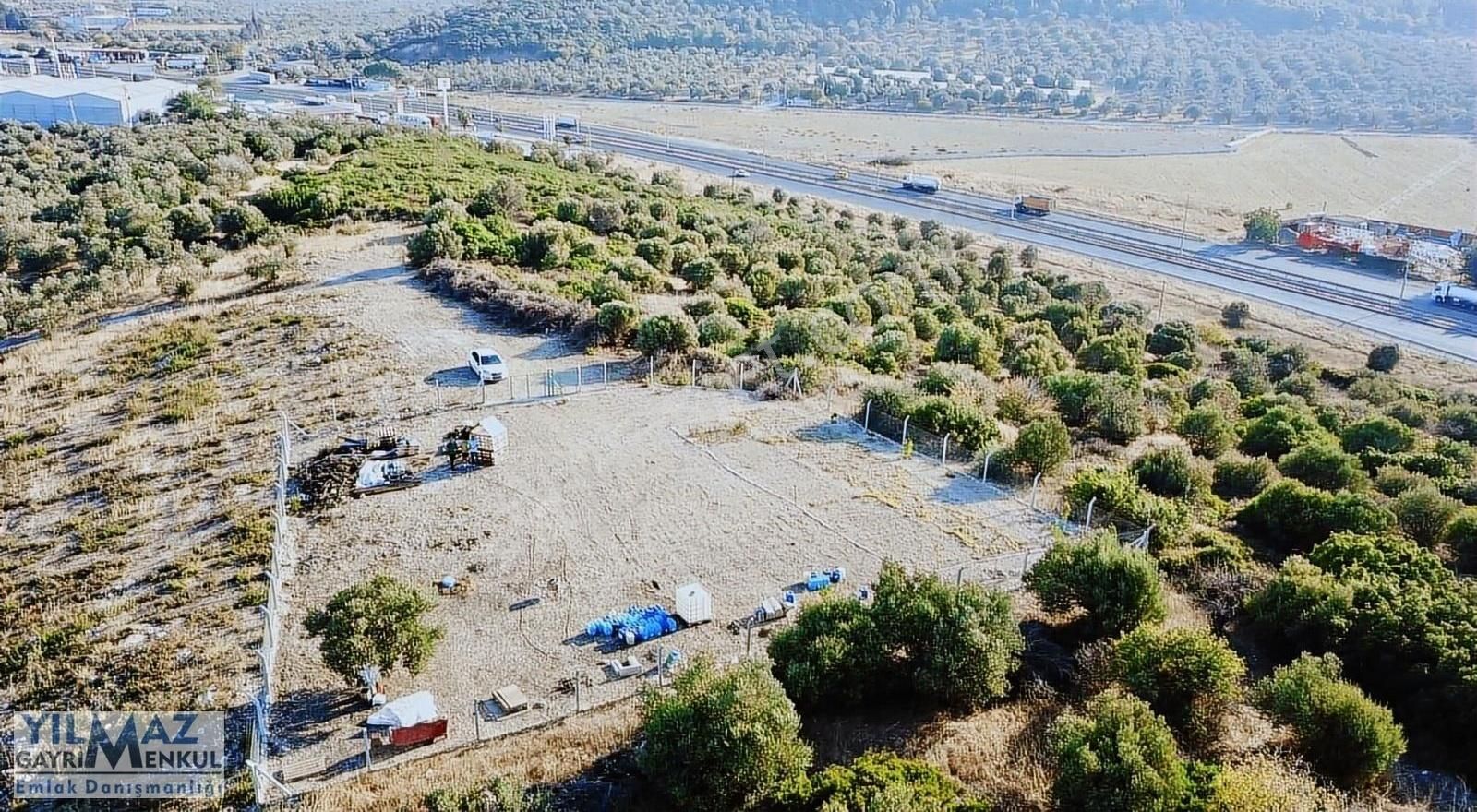 Ç.kale Yoluna Yakın Yatırımlık 8.300 M² Satılık Zeytinlik - Görsel 11