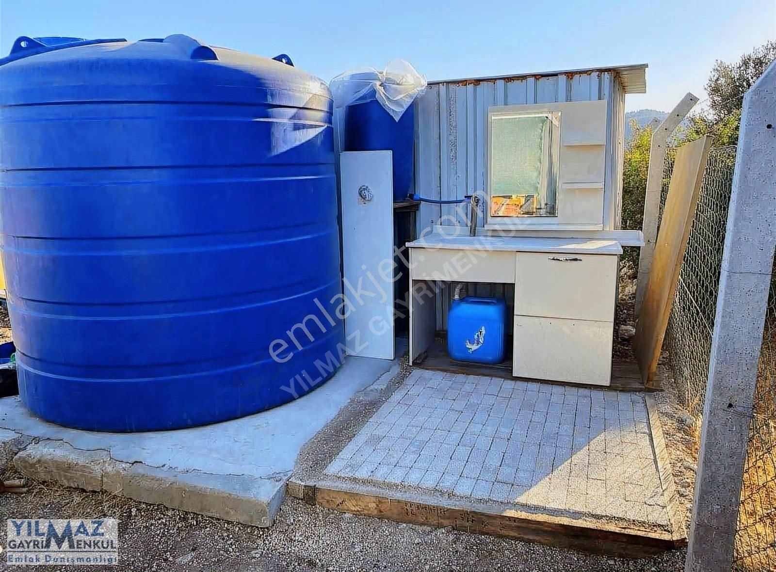 Ç.kale Yoluna Yakın Yatırımlık 8.300 M² Satılık Zeytinlik - Görsel 4