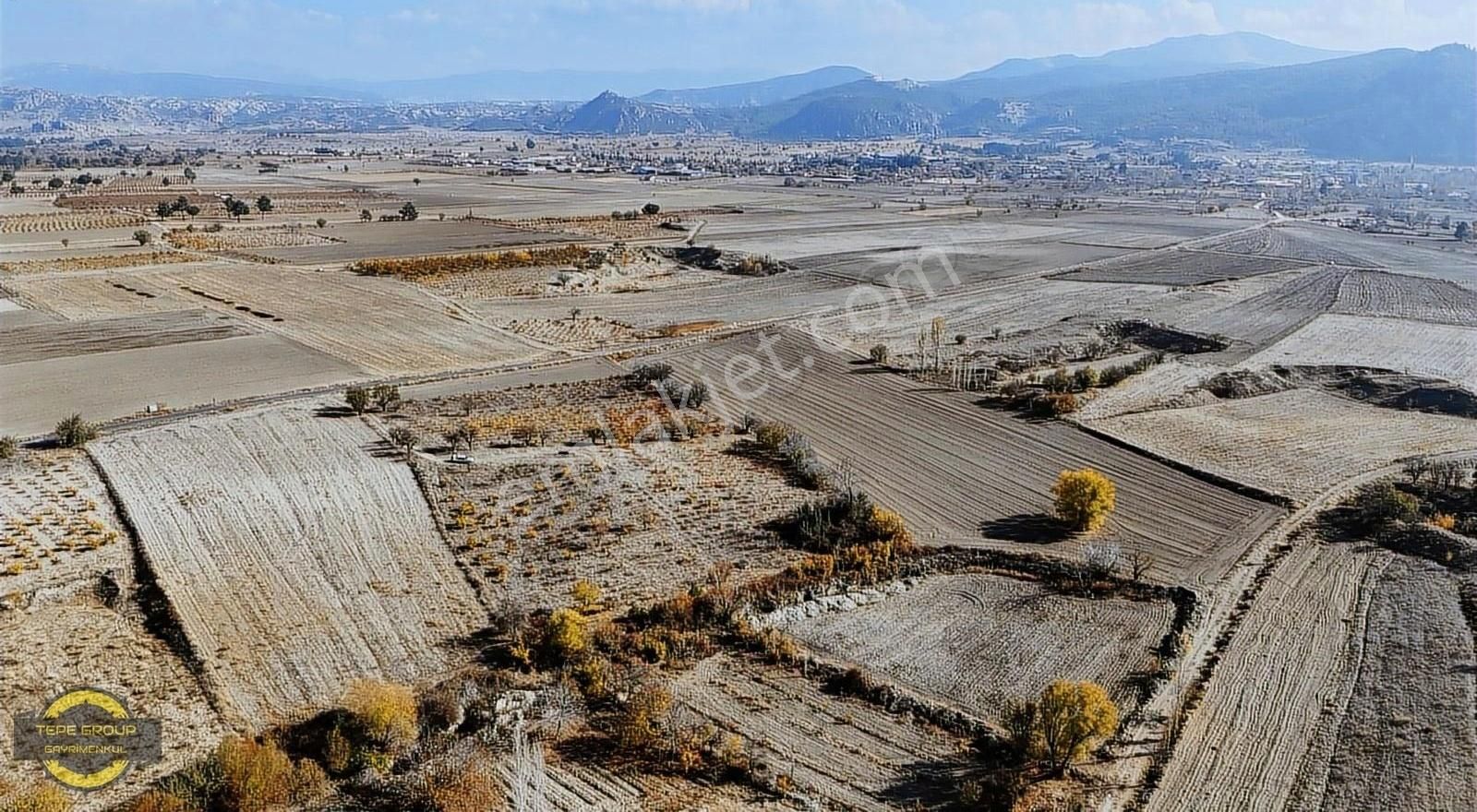 Burdur Merkez Hacılar Köyü Satılık Tarla Burdur Merkez Hacılarda 6858 M2 Tek Tapu Satılık Bahçe