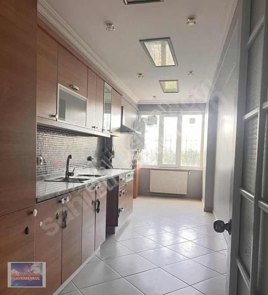 Beylikdüzü Barış Satılık Daire Beylikdüzü Yeşil Vadi Sitesi Satılık 3+1 Daire