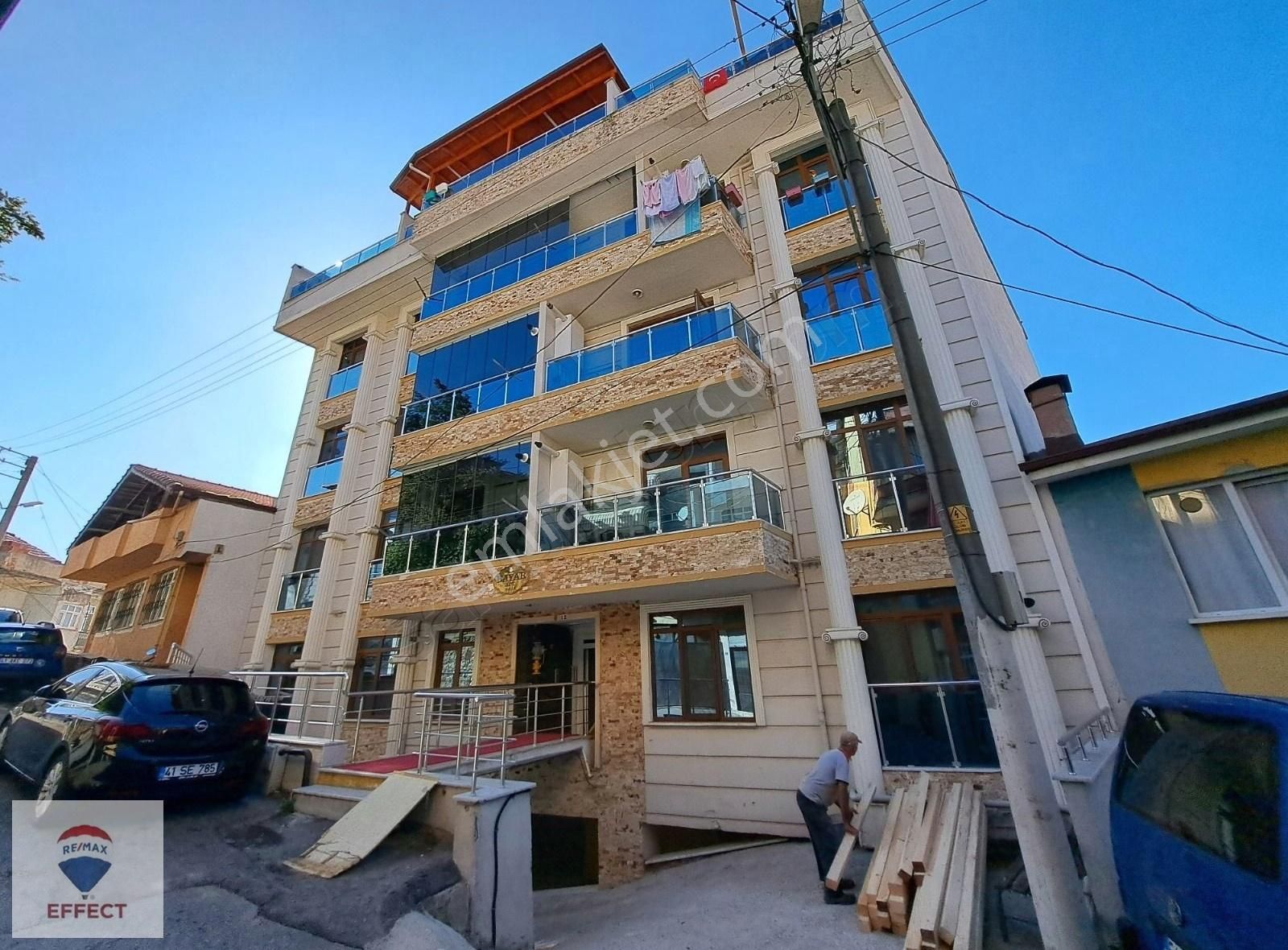 İzmit Hacıhızır Satılık Daire İzmit Hacı Hızırda, Eşyalı, 1,5 +1 Uygun Fiyata Daire