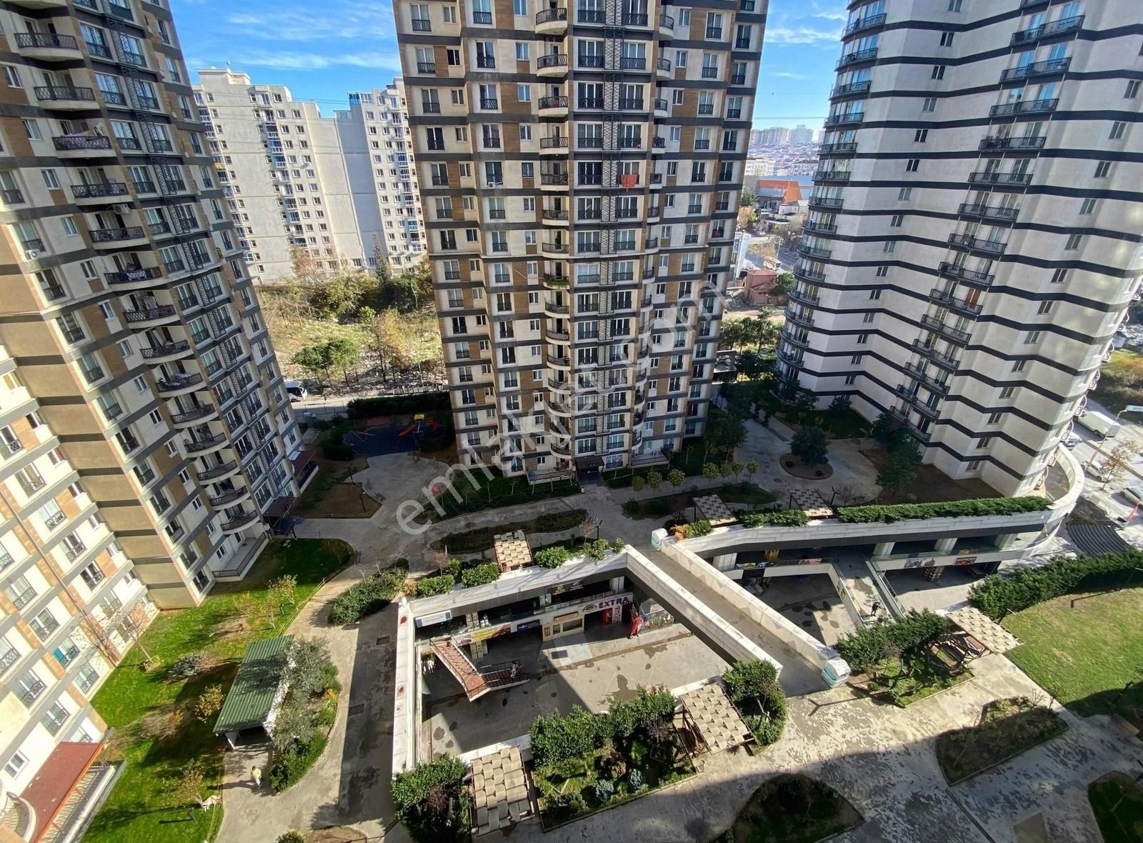 Esenyurt Talatpaşa Satılık Daire Esenyurt Aktowers Sitesinde Full Eşyalı 2+1 Satılık Daire