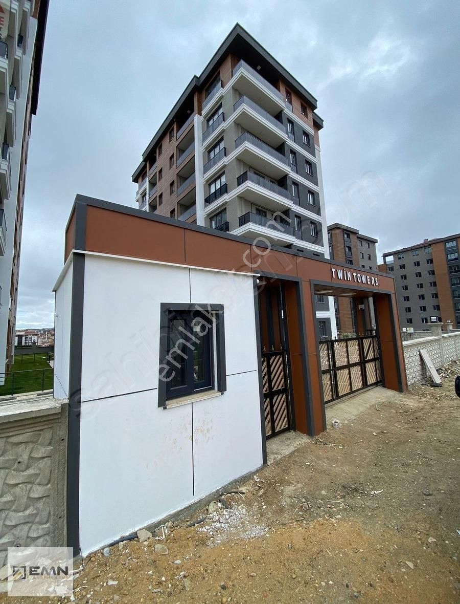 Silivri Yeni Kiralık Daire Yeni Mah'de 2 Bloklu Sitede Sıfır 2+1 Kiralık Daire