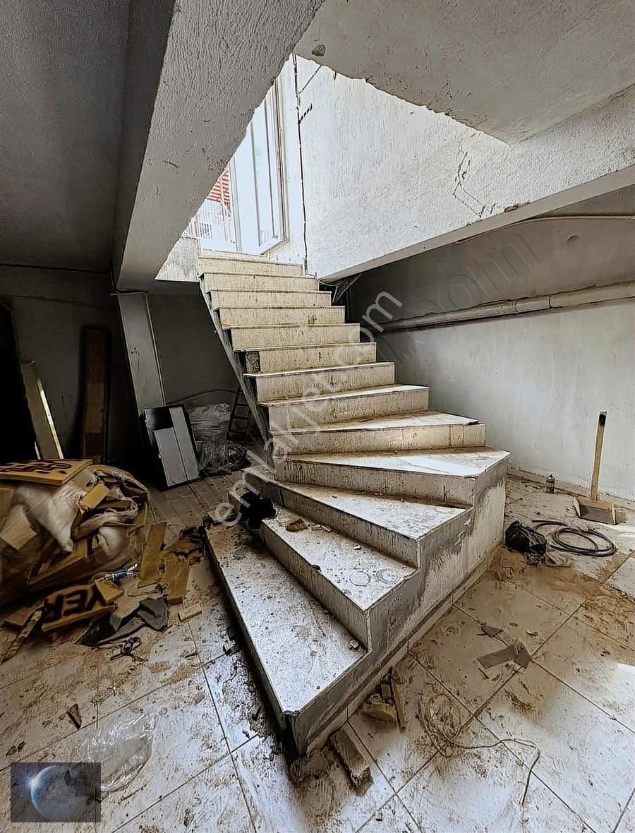 Buca Göksu Mah. Kiralık 270m2 Bodrum Katlı Dükkan - Görsel 21