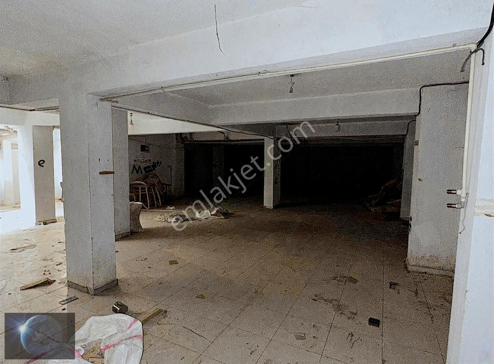 Buca Göksu Mah. Kiralık 270m2 Bodrum Katlı Dükkan - Görsel 9