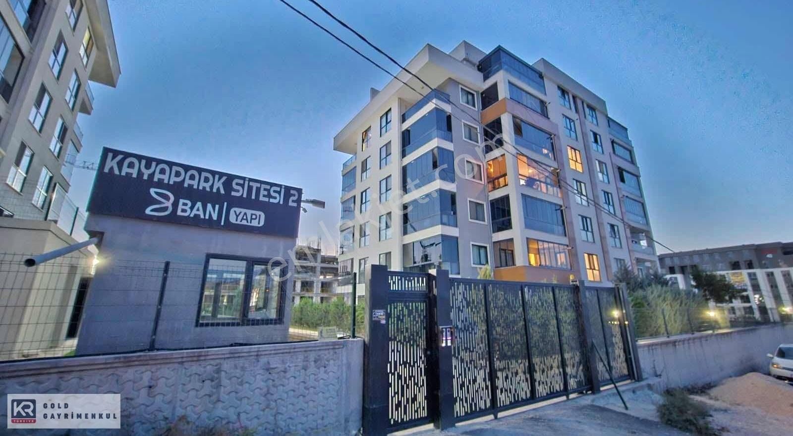 Nilüfer 30 Ağustos Zafer Kiralık Daire Kr Gold'dan Kayapark Sitesi 3+1 Ara Kat 135m2 Net Kiralık Daire