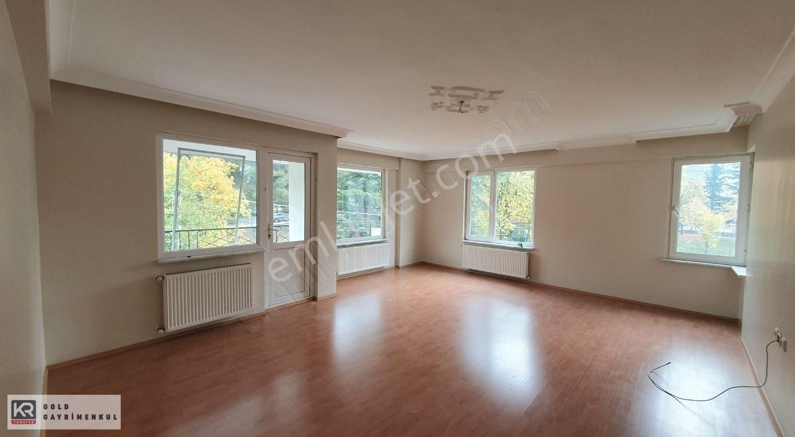 Nilüfer Beşevler Kiralık Daire Beşevler'de Kiralık 3+1 Daire Bakımlı 130 M2 3 Cephe