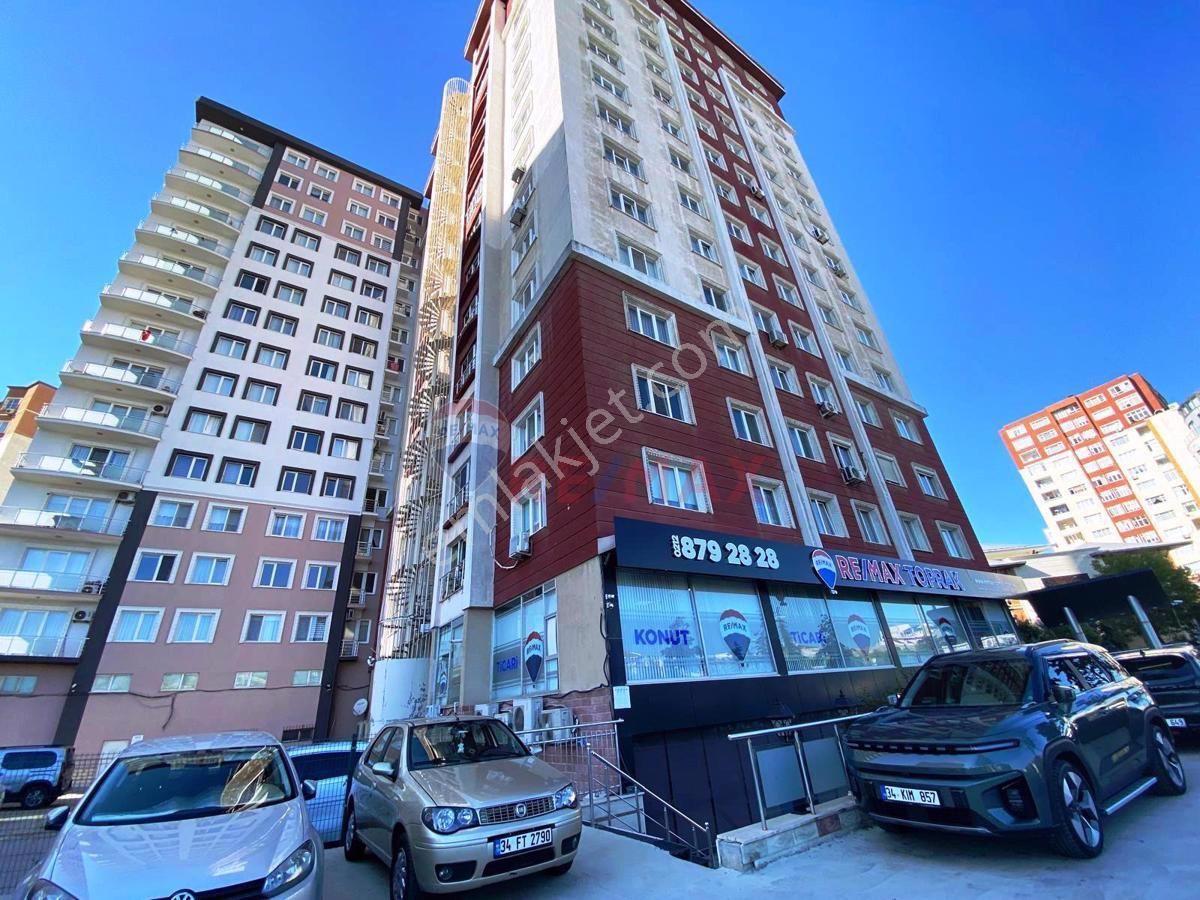 Beylikdüzü Barış Satılık Daire Beylikdüzü, Barış Mah. Beytown Apt. Satılık 3+1 Daire