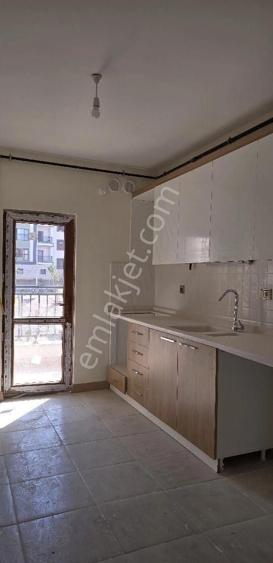 Honaz Ovacık Kiralık Daire Honaz Ovacık Tokide Arakat 2+1 *85m2 Kiralık Fırsat Sıfır Daire