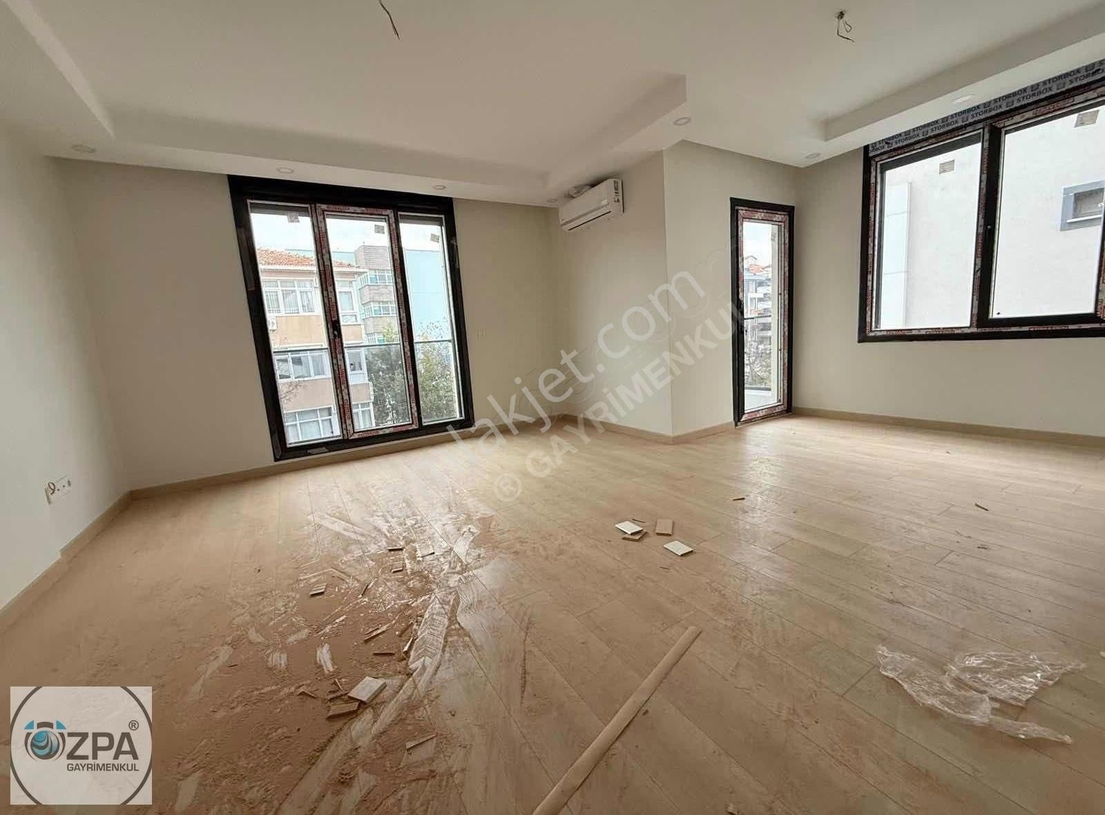 Bahçelievler Bahçelievler Satılık Daire Özpa Gayrimenkul'den Kıbrıs Parkı Yanı 2+1 110 M² Satılık Daire