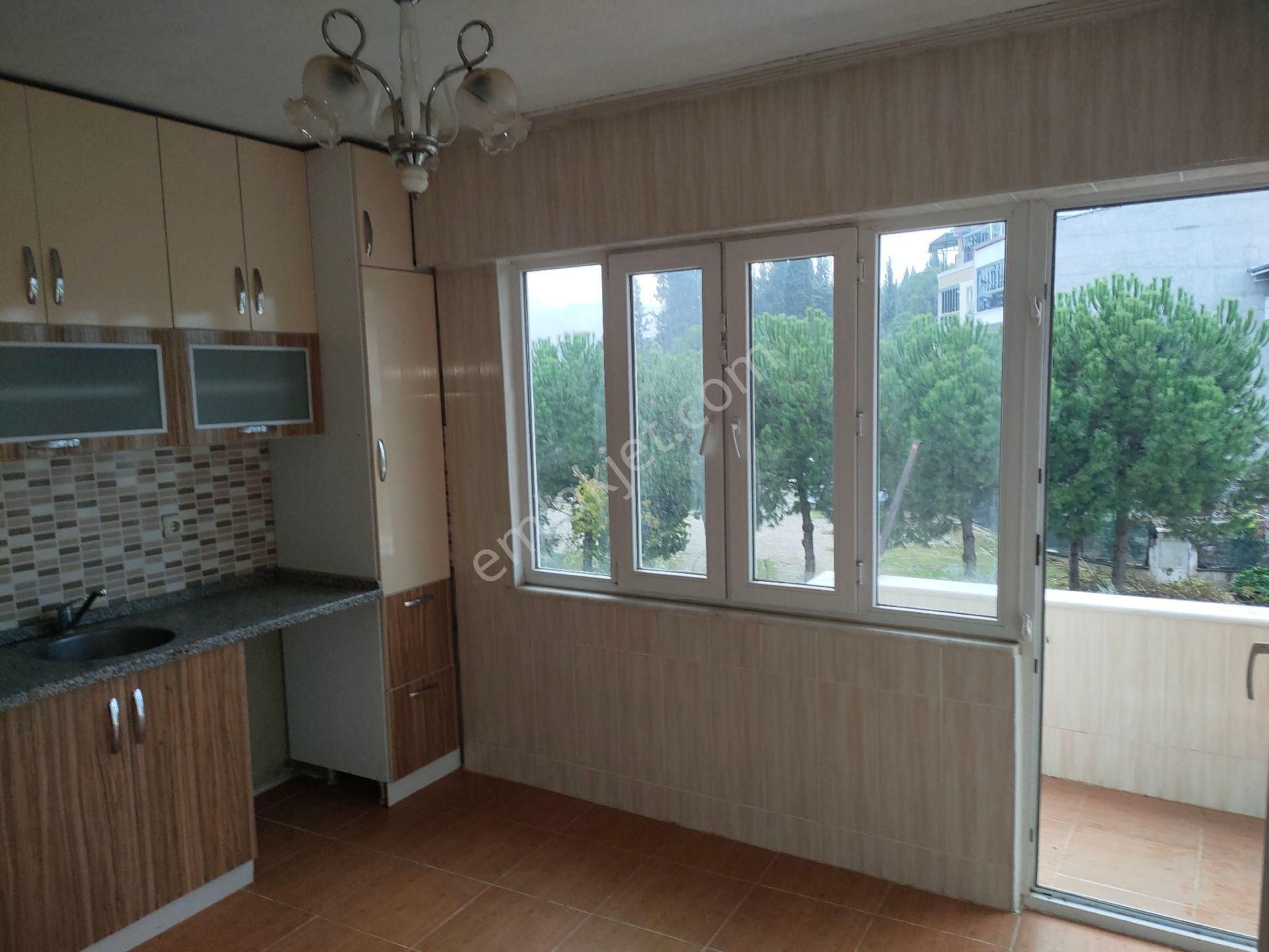 Nazilli Yeşil Kiralık Daire Berkay Emlaktan Yeşil Mahallede Kiralık 2+1 Daire