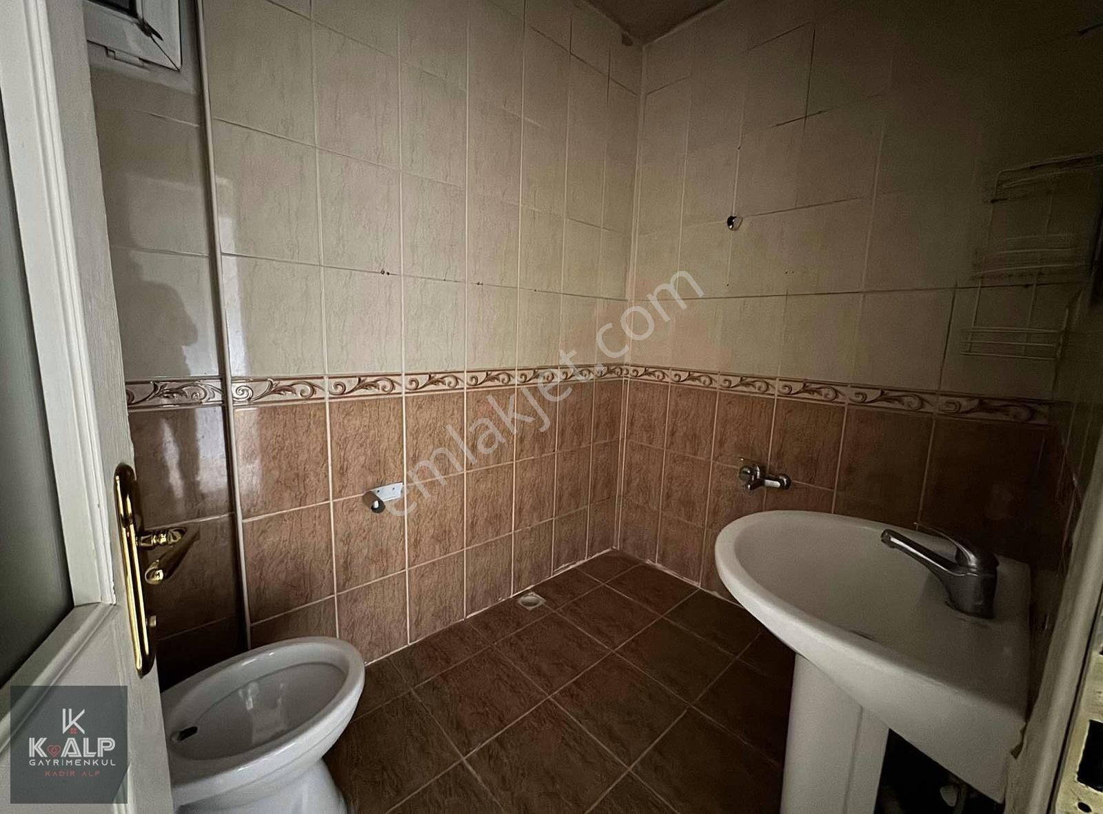 Çarşamba Orta Kiralık Daire Şehir Merkezinde Kiralık 3+1 Daire.asansörlü Doğalgazlı