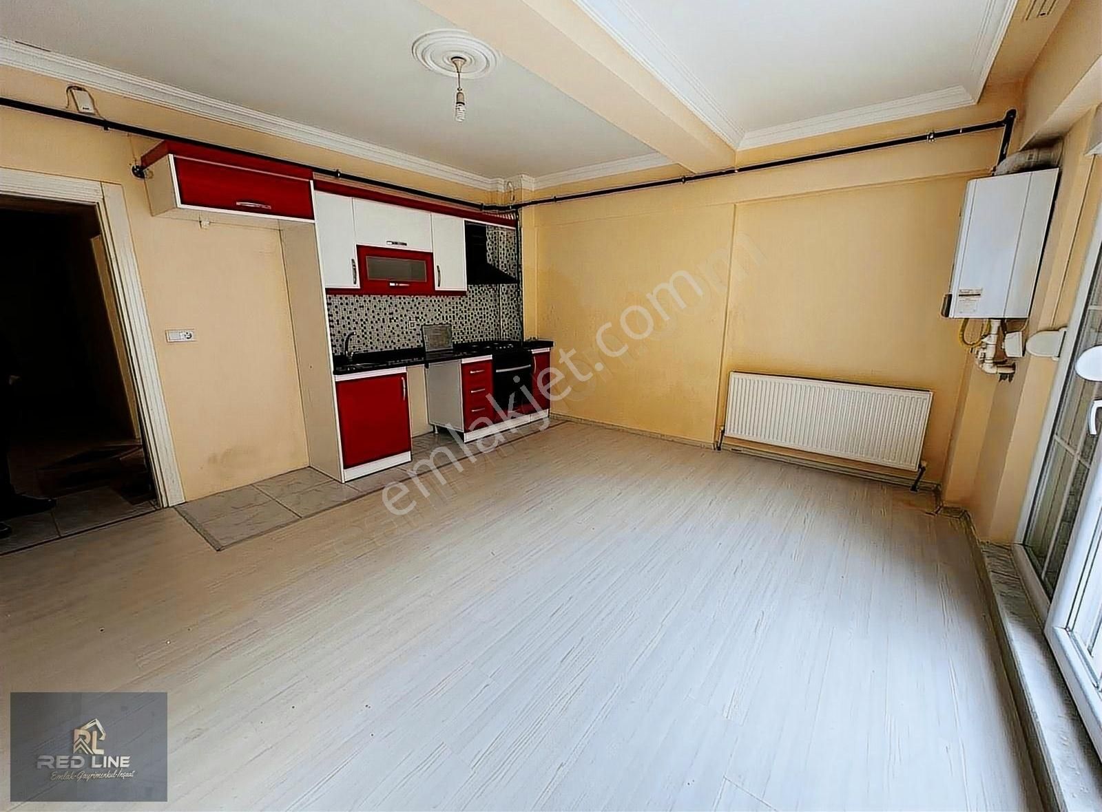 Burdur Merkez Özgür Kiralık Daire Red Line Emlak'tan Özgür Mahallesi'nde 2+1 85 M2 Bakımlı Daire