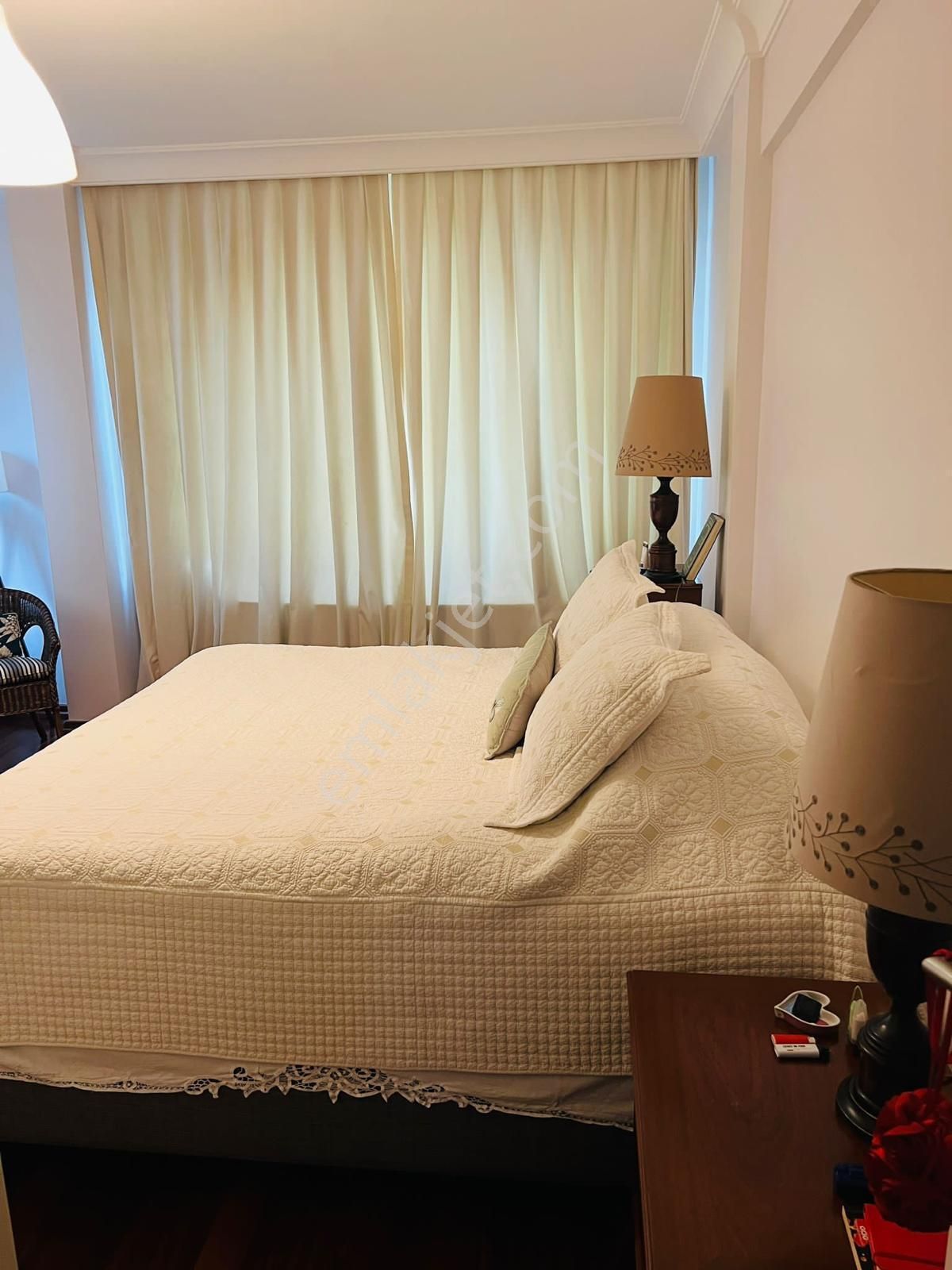 Bebek Vezirköşkü Sokakta 3+1 150 M2 1. Kat Deniz Manzaralı Balkonlu Klimalı Temiz Ferah Daire - Görsel 6