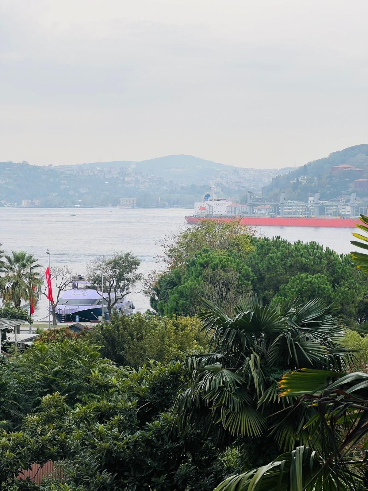 Bebek Vezirköşkü Sokakta 3+1 150 M2 1. Kat Deniz Manzaralı Balkonlu Klimalı Temiz Ferah Daire - Görsel 13