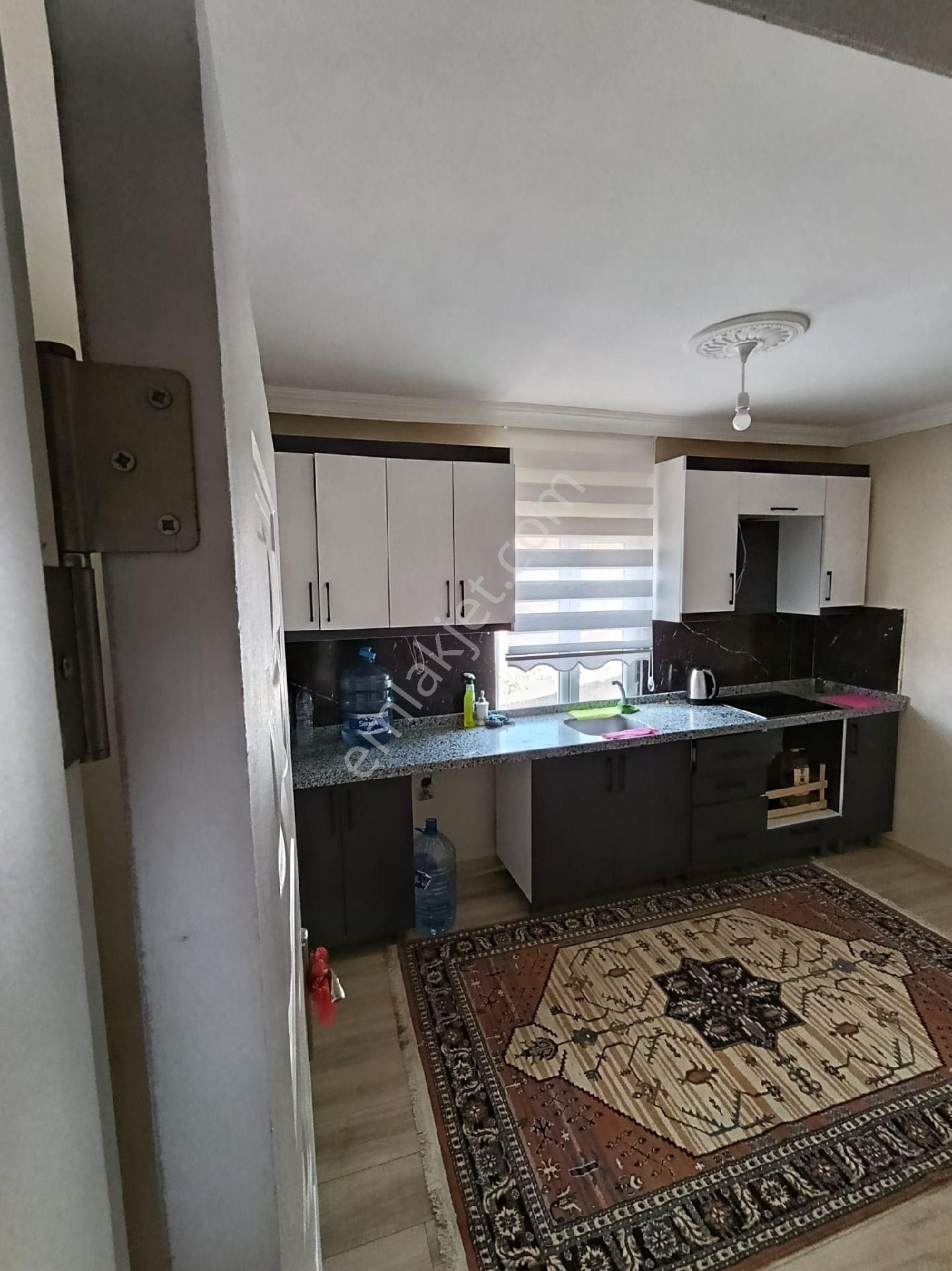 Çankaya Çavuşluda Full Yapılı 2+1 Ev Ve Bahçesi - Görsel 21