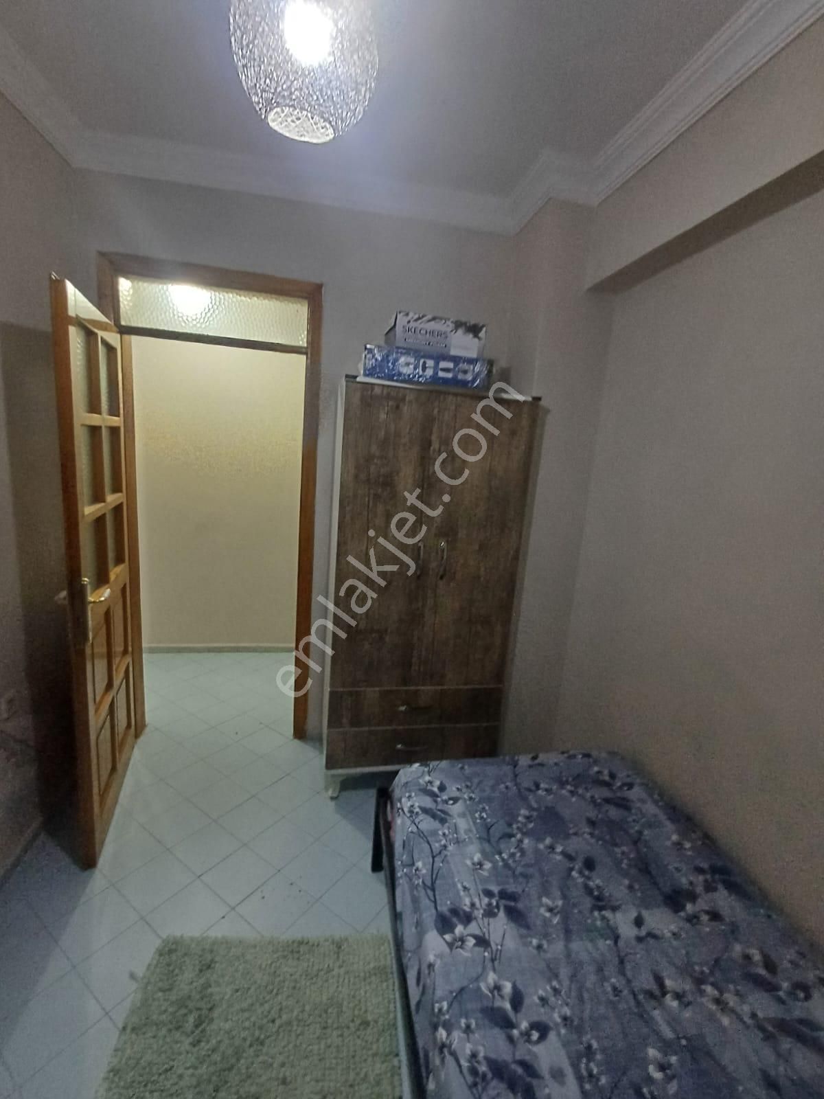 İzmir Buca Hürriyet Mahalesinde 2+1 Eşyalı Daire - Görsel 9