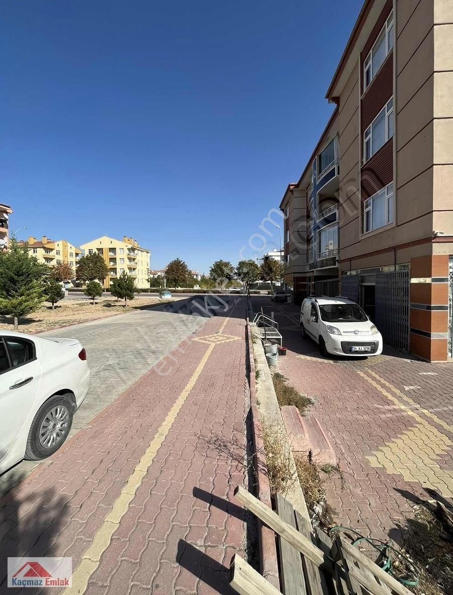 Selçuklu Kosova Satılık Genel Kosova Mah. Fırın Ruhsatlı 80m2 + 120m2 Bodrum Satılık Dükkan