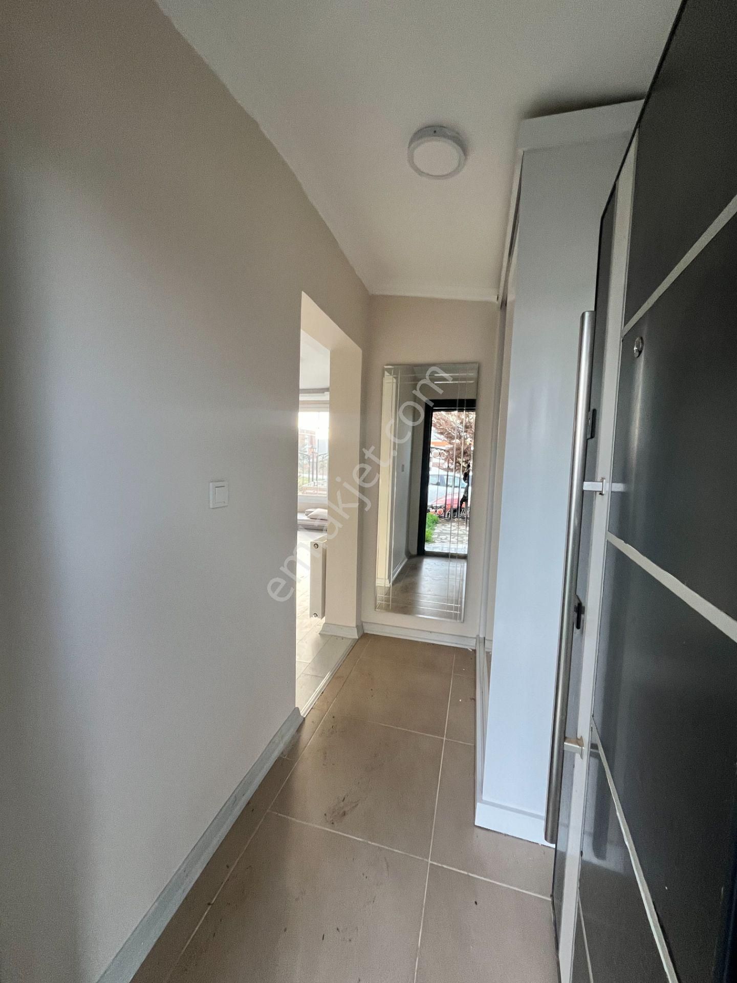 Seferihisar Düzce Mahallesi’nde, Merkezi Konumda, Geniş Bahçeli Ve Teraslı Satılık Villa - Görsel 20