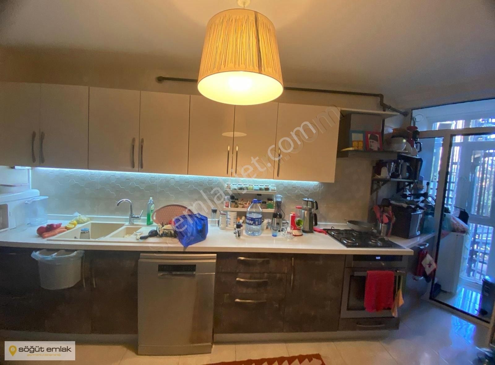 Üsküdar Ünalan Satılık Daire Söğüt Emlak - Soyak Göztepe Sitesi 3+1 Ara Kat Satılık Daire