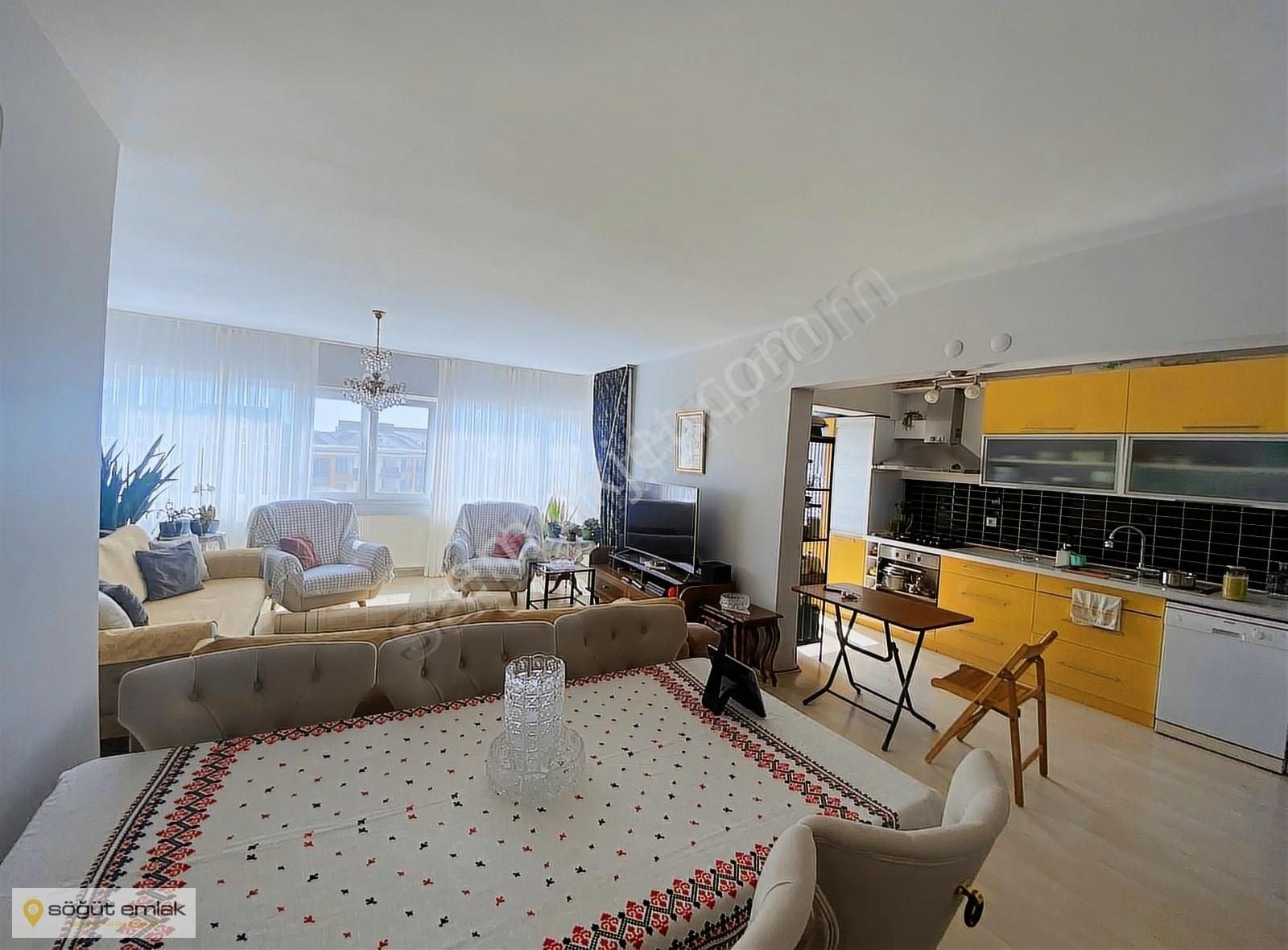 Beylikdüzü Adnan Kahveci Satılık Daire Fırsat - Onurkent Sitesi 3+1 / 2+1 Satılık Daire