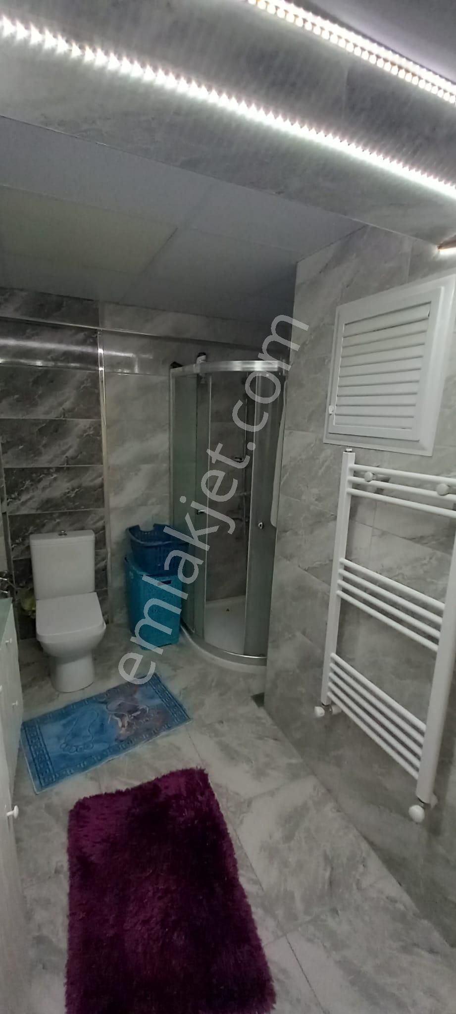 Karşıyaka İskele Yakını 3+1 Satılık Ferah Daire - Görsel 5