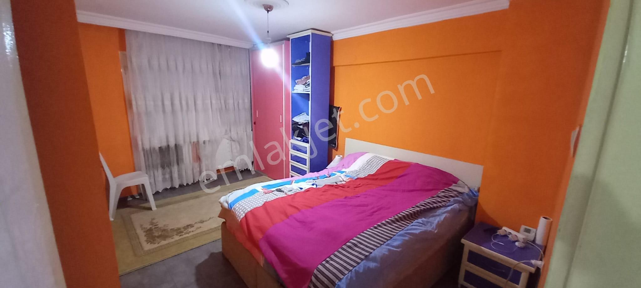 Karşıyaka İskele Yakını 3+1 Satılık Ferah Daire - Görsel 16