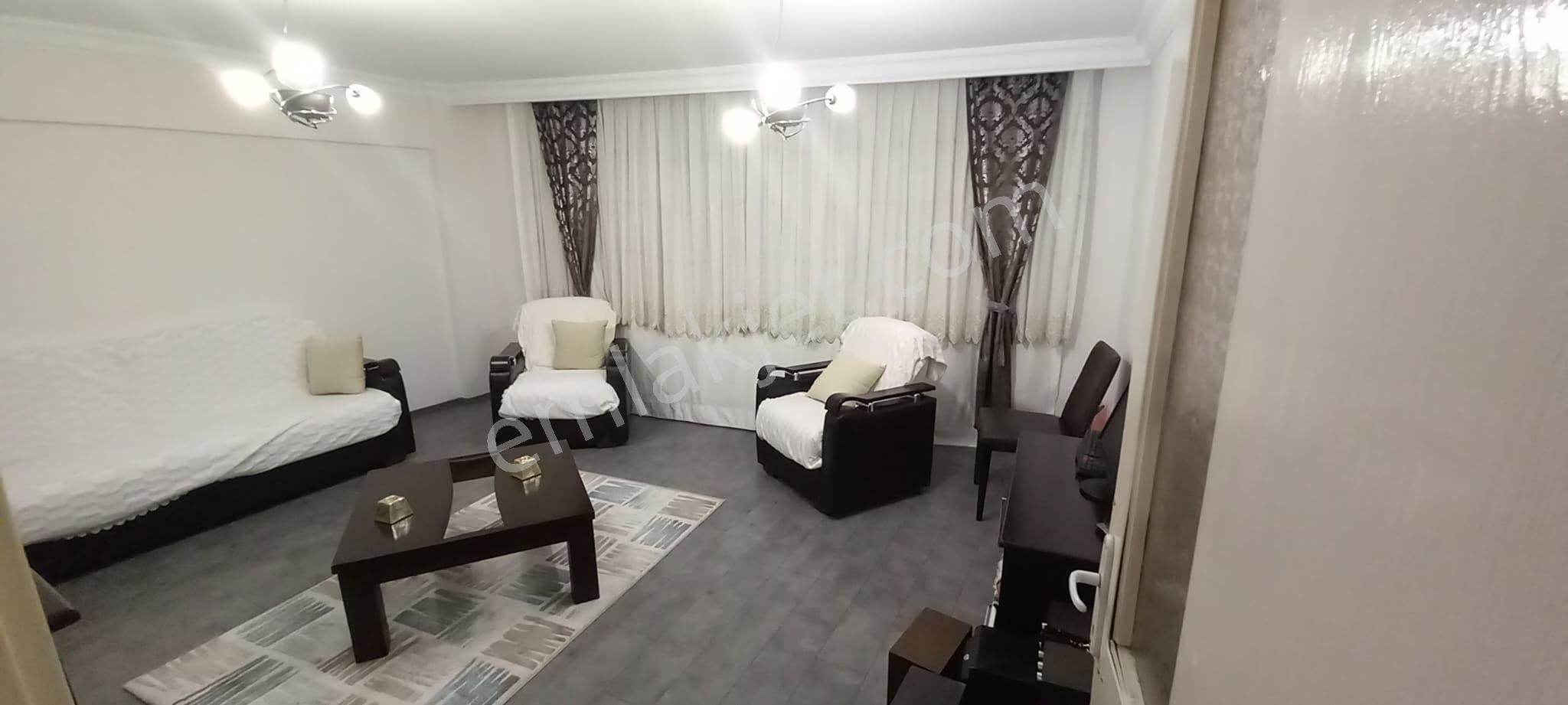 Karşıyaka İskele Yakını 3+1 Satılık Ferah Daire - Görsel 6