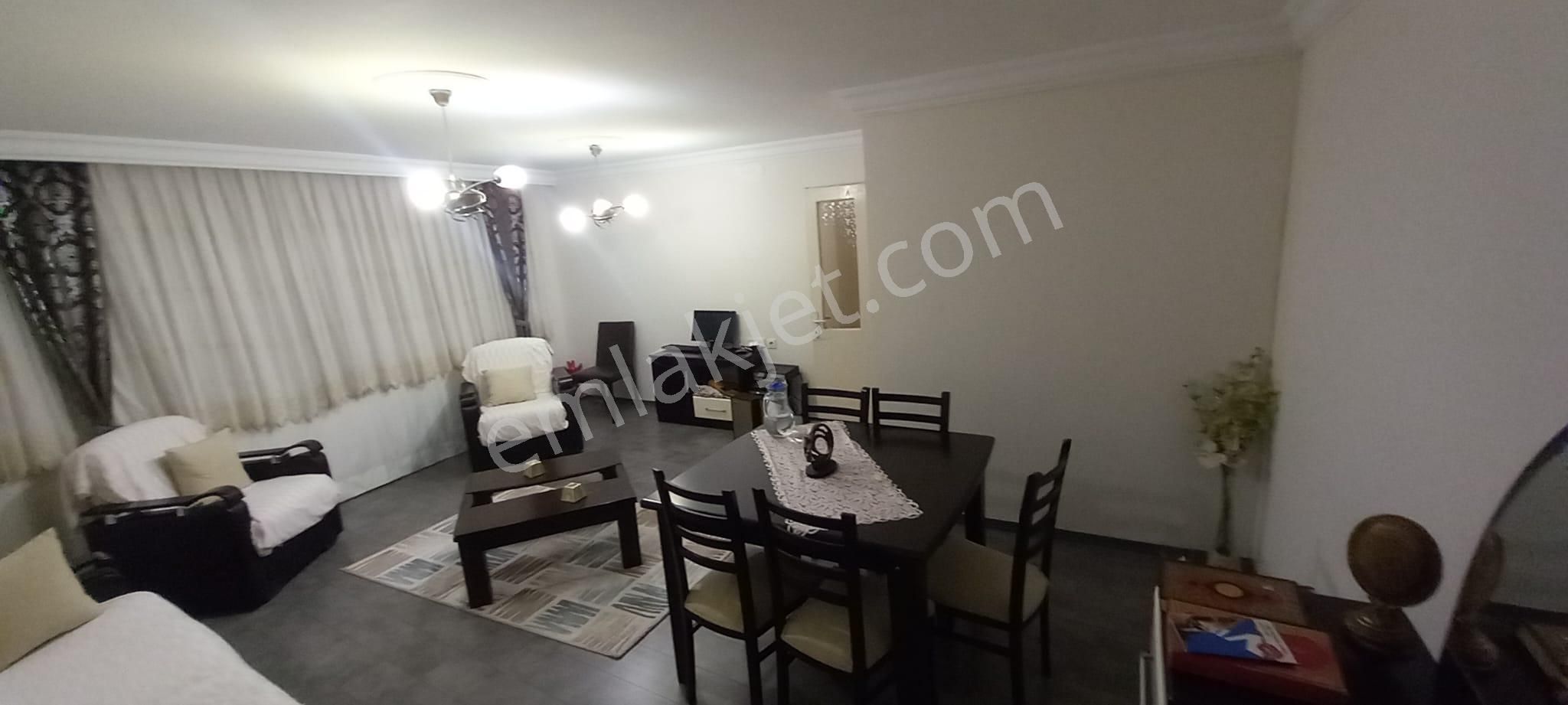 Karşıyaka İskele Yakını 3+1 Satılık Ferah Daire - Görsel 21