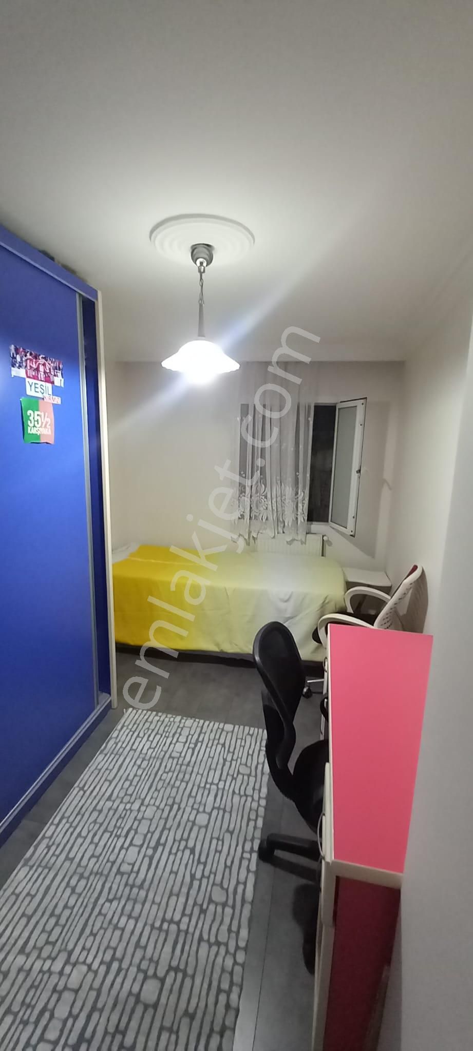 Karşıyaka İskele Yakını 3+1 Satılık Ferah Daire - Görsel 10