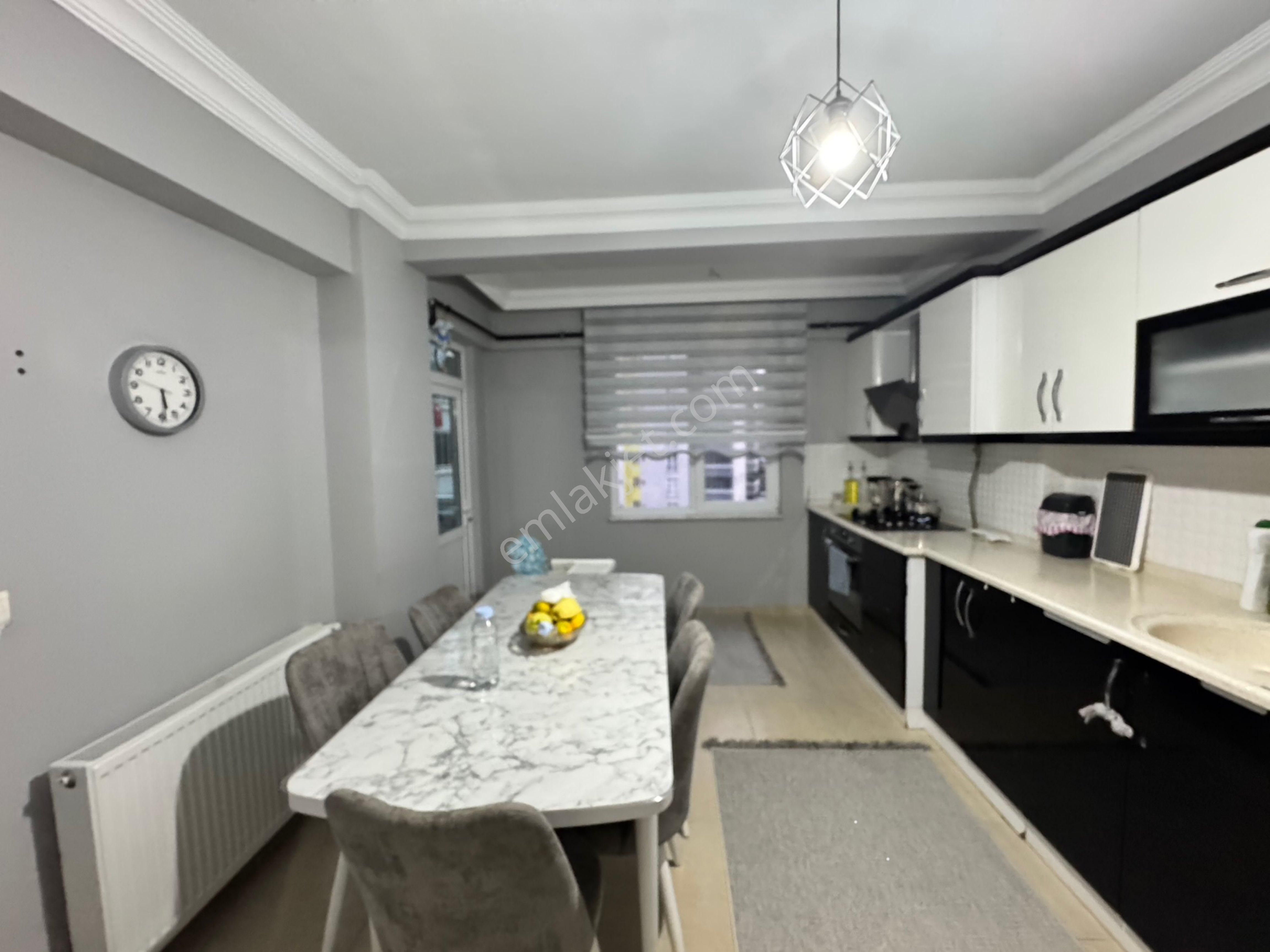 Derebahçe Site İçerisinde Cam Balkonlu Ara Kat Satılık 3+1 Daire - Görsel 12