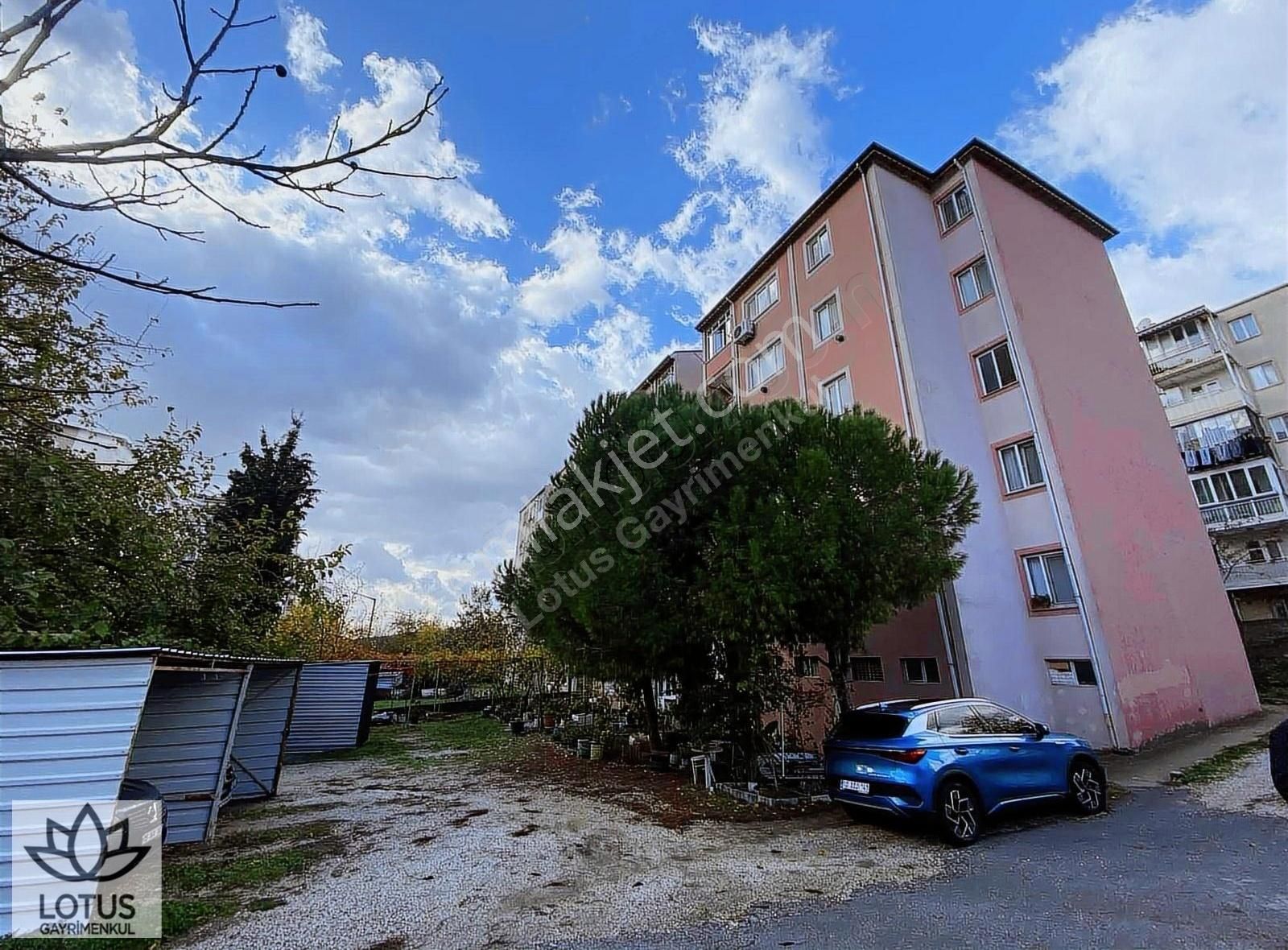 Nilüfer Balkan Kiralık Daire Lotus'tan Göçmen Konutlarında Merkezi Kiralık 2+1 Daire