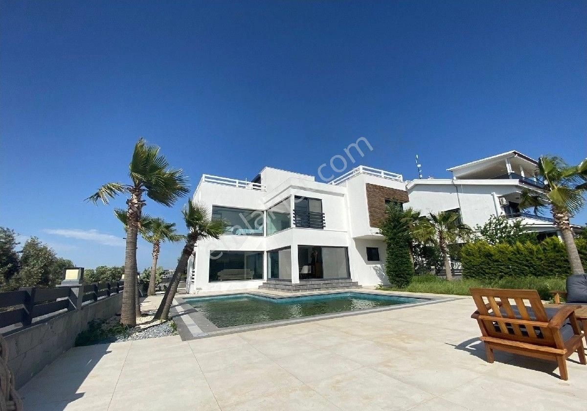 Didim Hisar Satılık Villa Didim'de Muhteşem Satılık Villa 516 M2 Arsa İçinde Huzur Doğa Ve Deniz Manzaralı