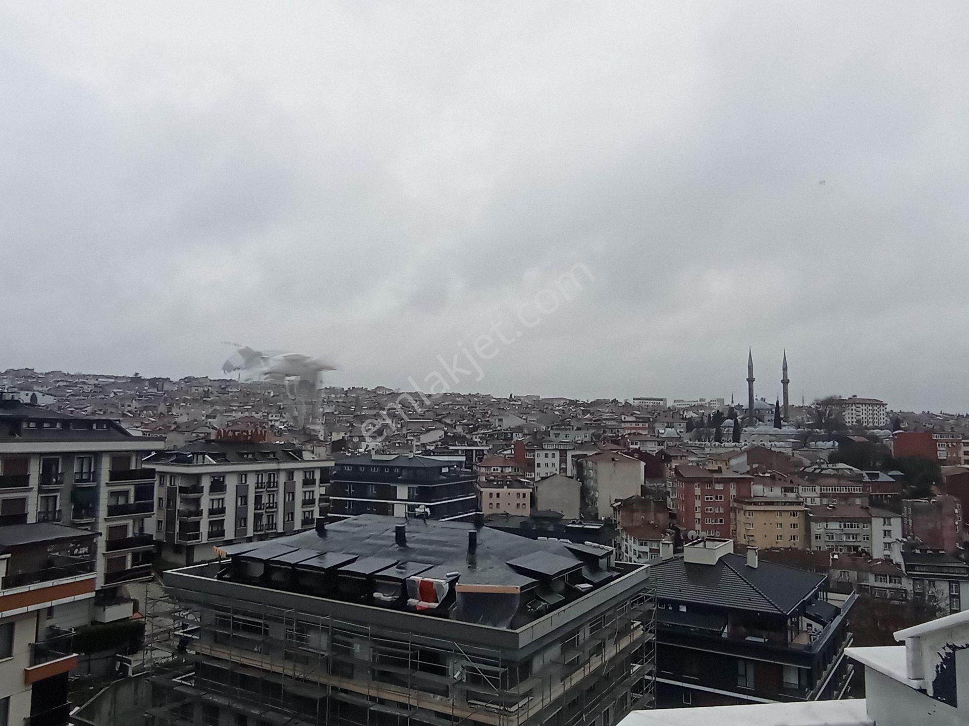 Üsküdar Murat Reis Satılık Daire Deva'dan Nev Avm Belediye'ye Yakın,manzaralı 3+1 130 M2 Dubleks