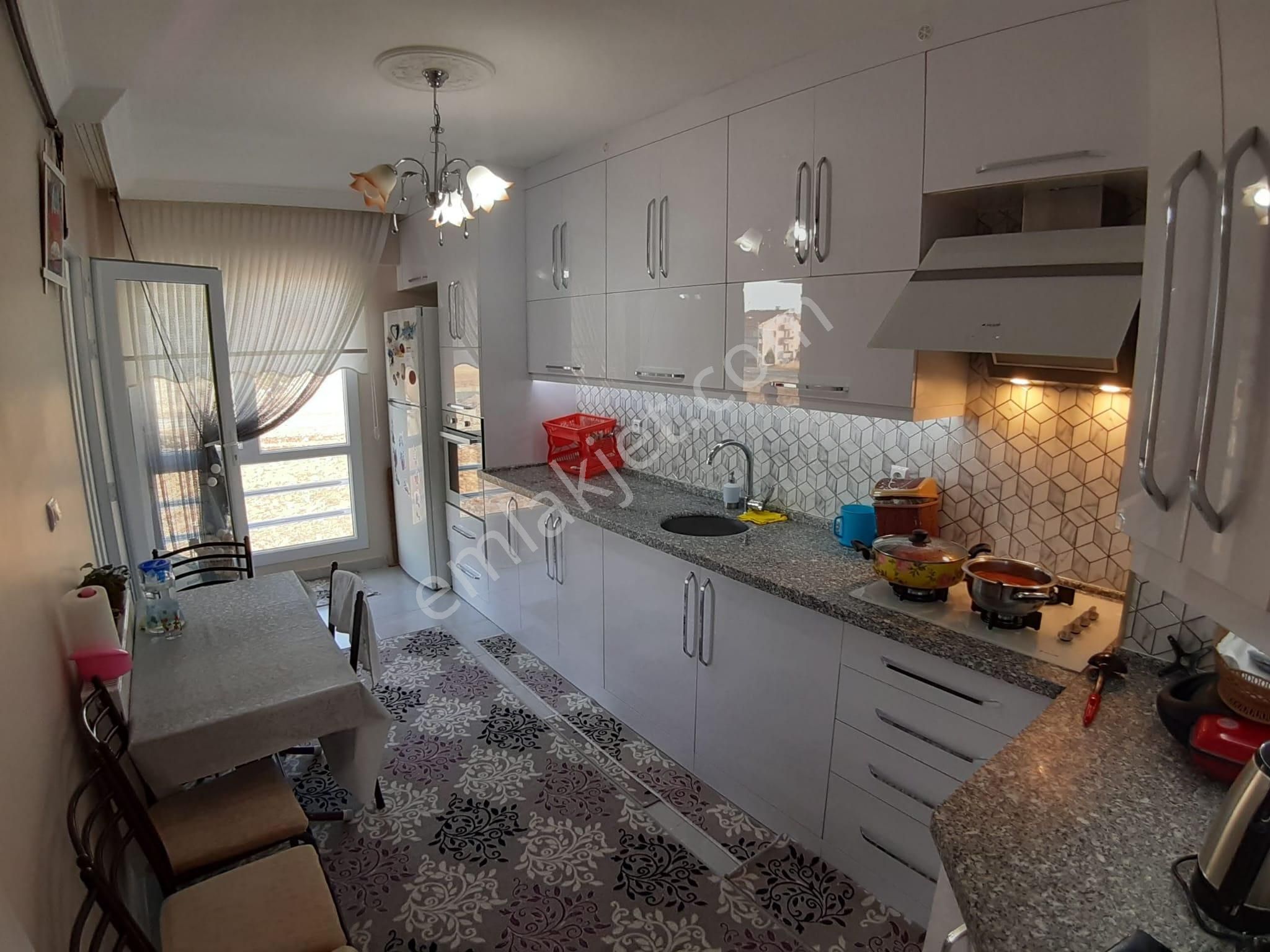 Uşak Fatih Mahallesinde 115 M2 Satılık Daire - Görsel 4